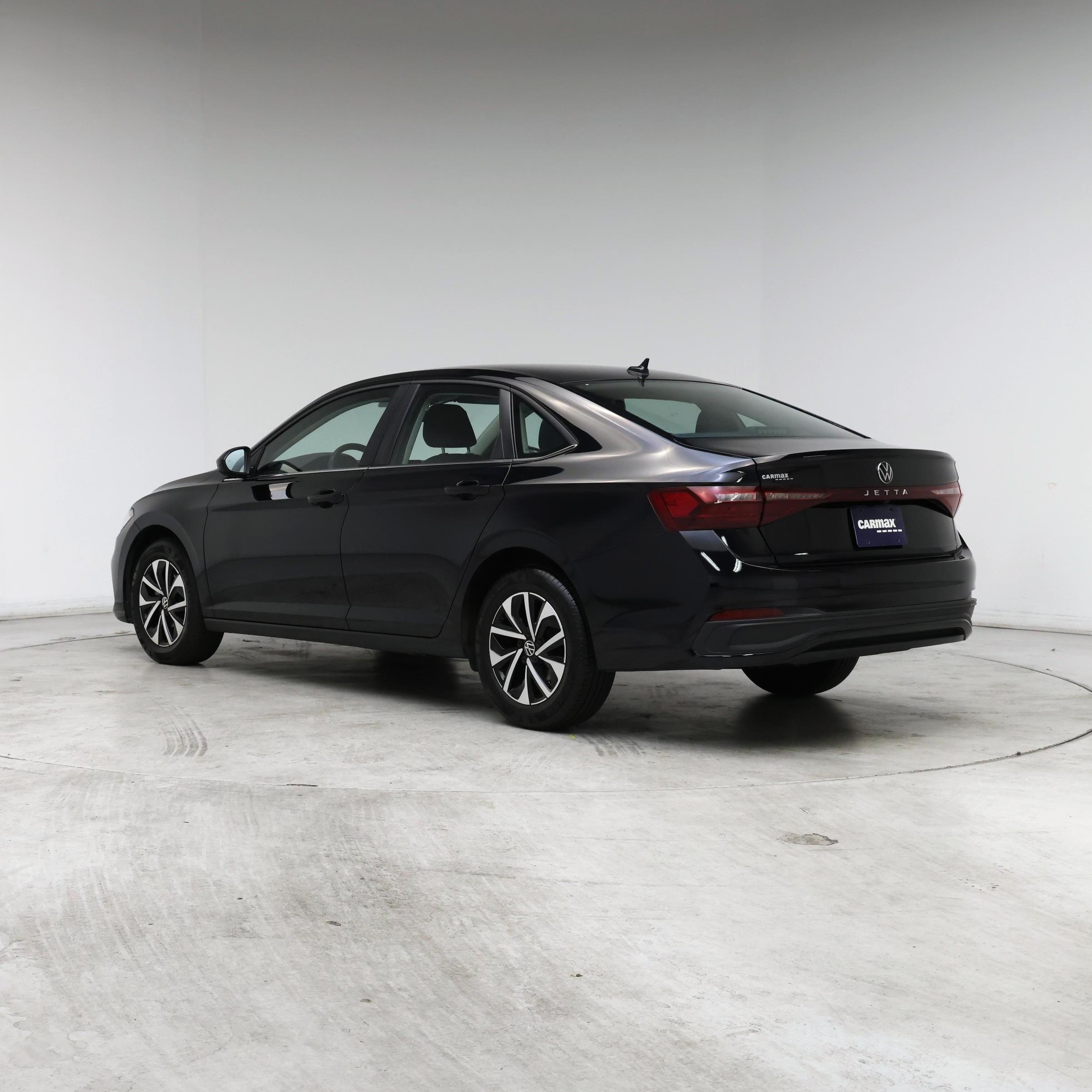 Thumbnail: 2025 Volkswagen Jetta - 2