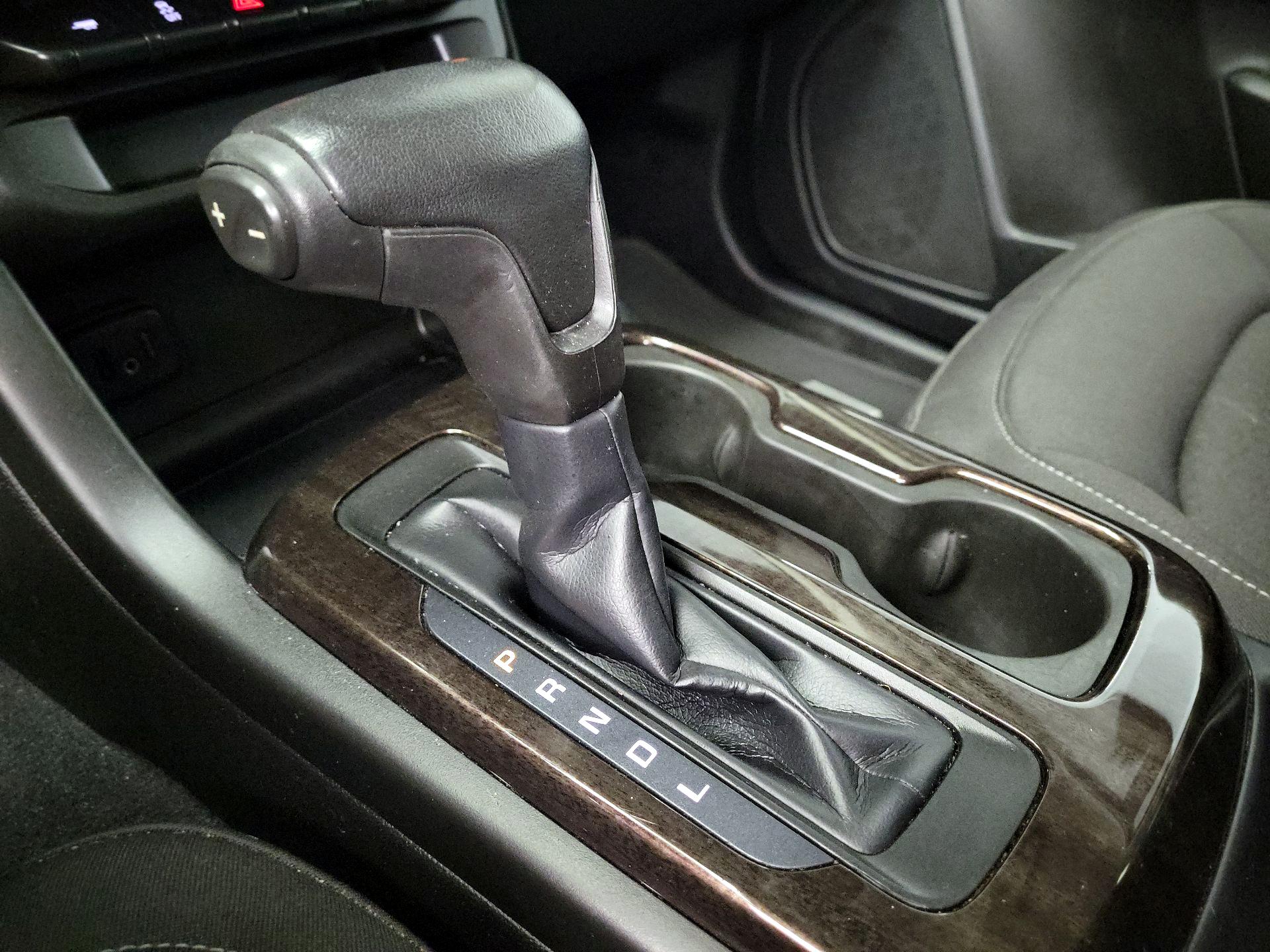 Thumbnail: 2020 GMC Canyon - 18