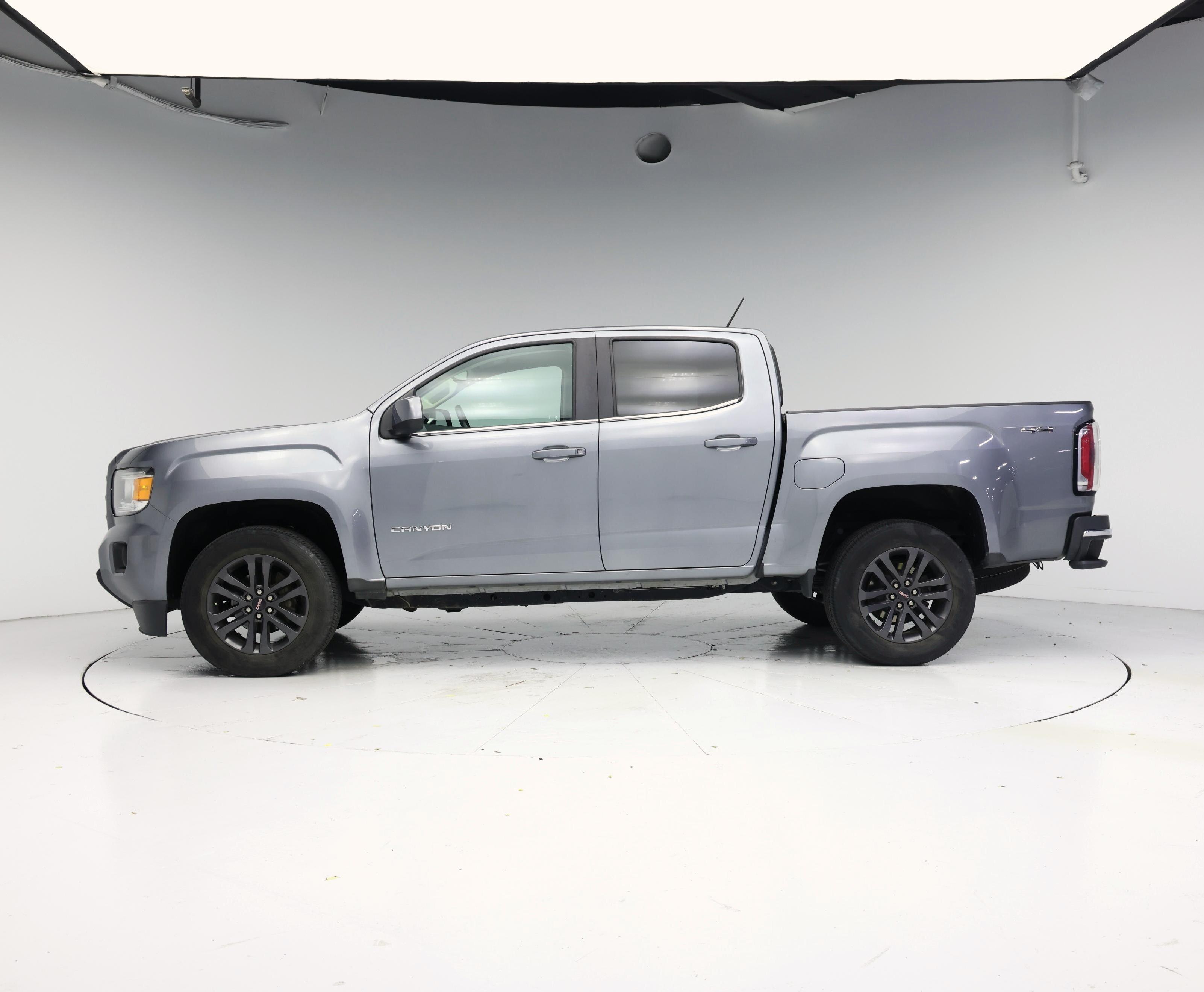Thumbnail: 2020 GMC Canyon - 3