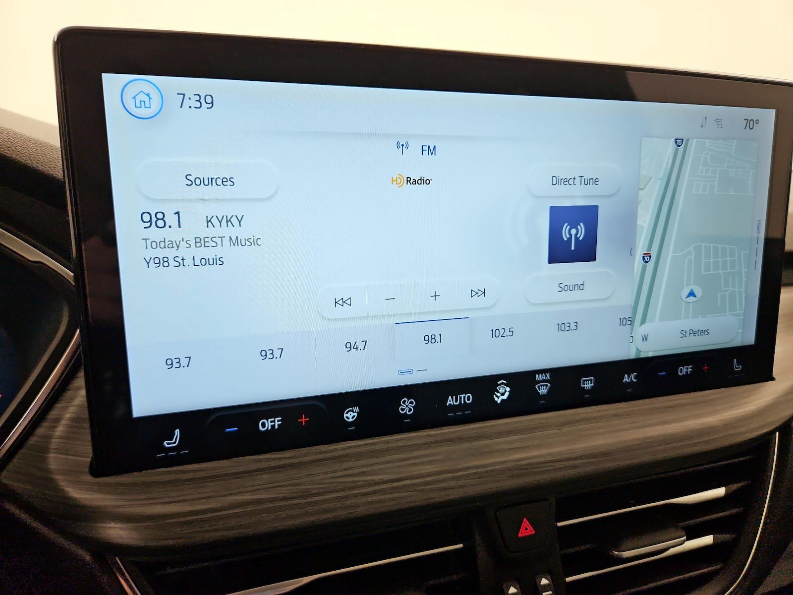 2025 Ford Escape Plug-in hybrid PHEV - Photo 17