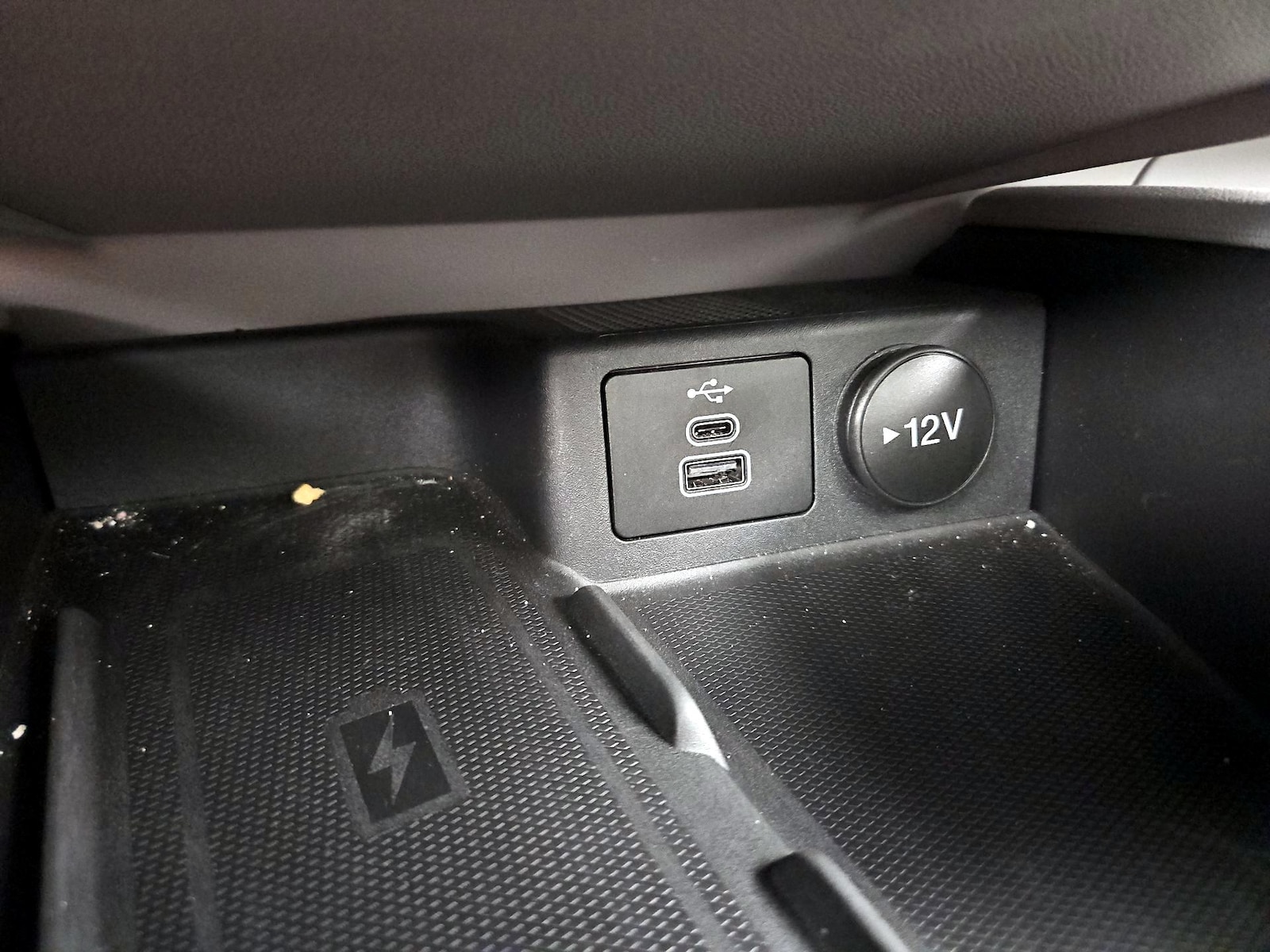 2025 Ford Escape Plug-in hybrid PHEV - Photo 20
