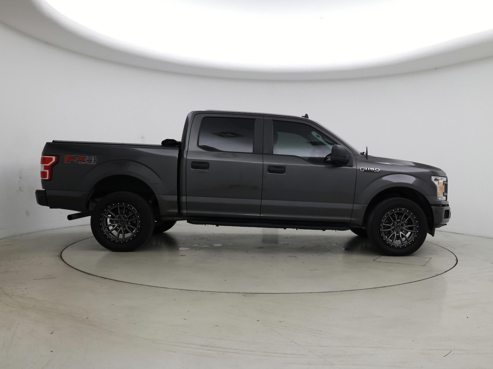 2020 Ford F-150 XL - Photo 8