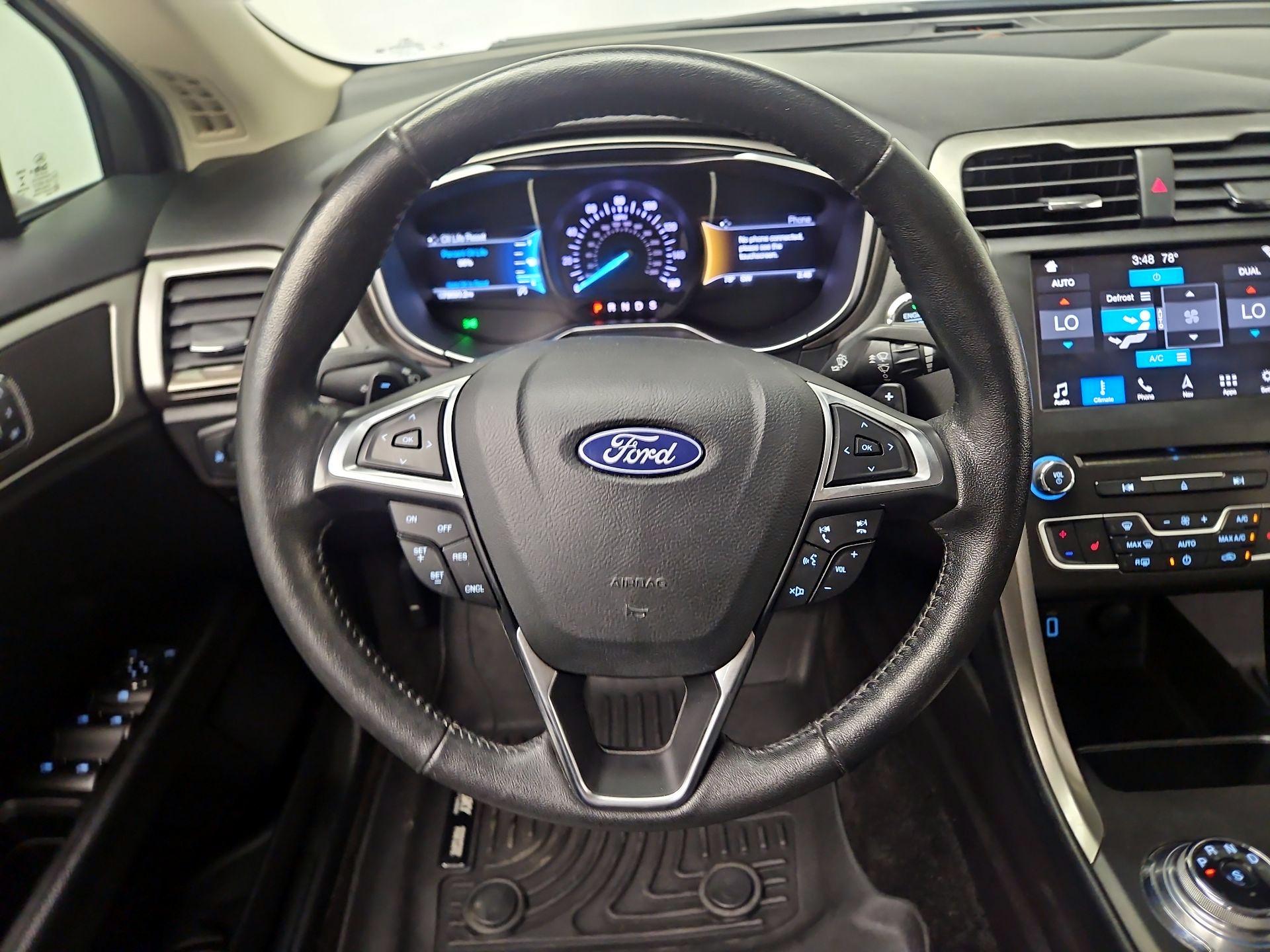 Thumbnail: 2018 Ford Fusion - 10