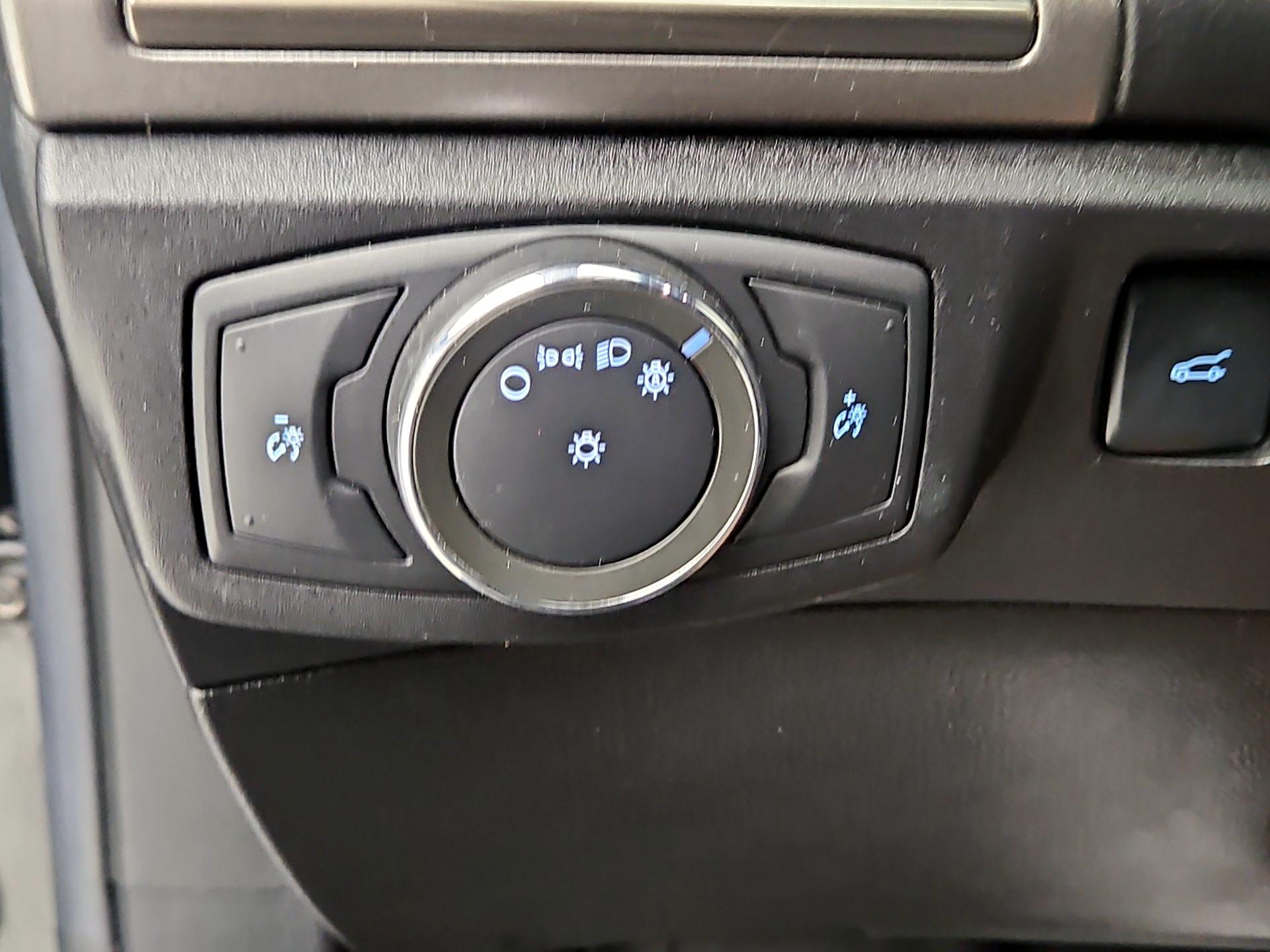 Thumbnail: 2018 Ford Fusion - 13