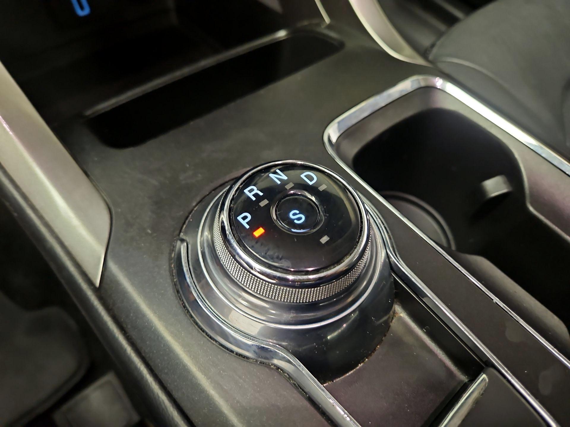 Thumbnail: 2018 Ford Fusion - 18