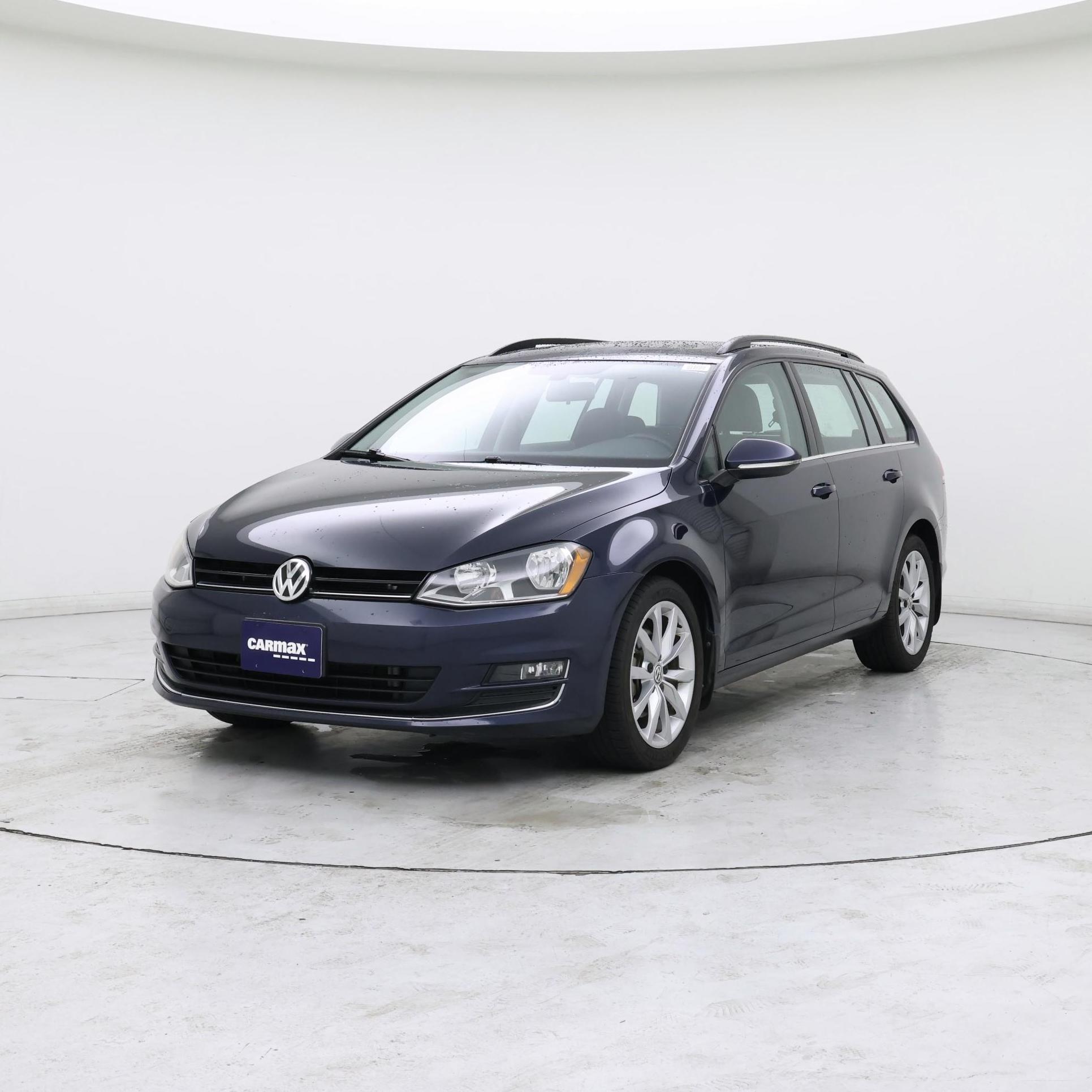 Thumbnail: 2017 Volkswagen Golf - 4