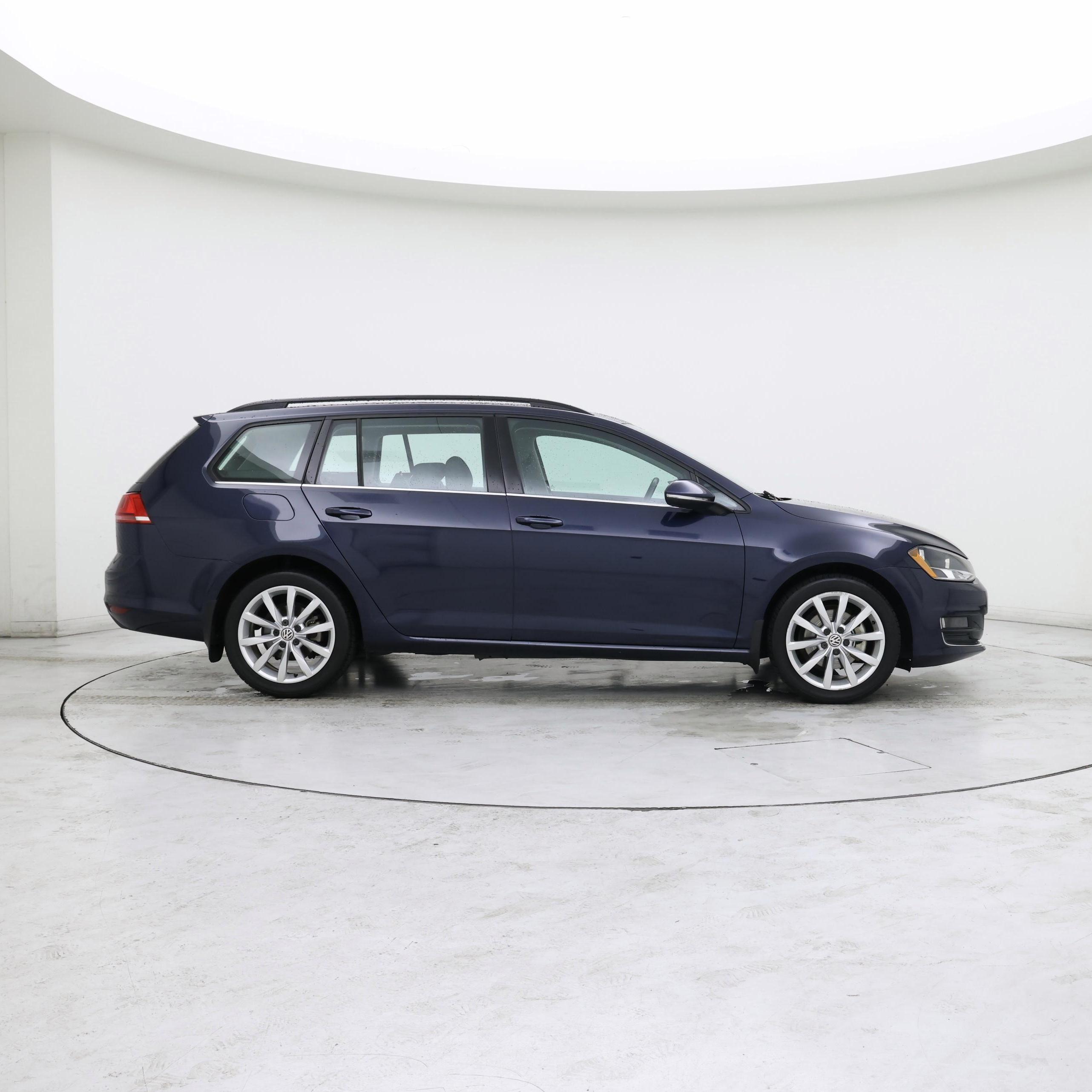 Thumbnail: 2017 Volkswagen Golf - 7