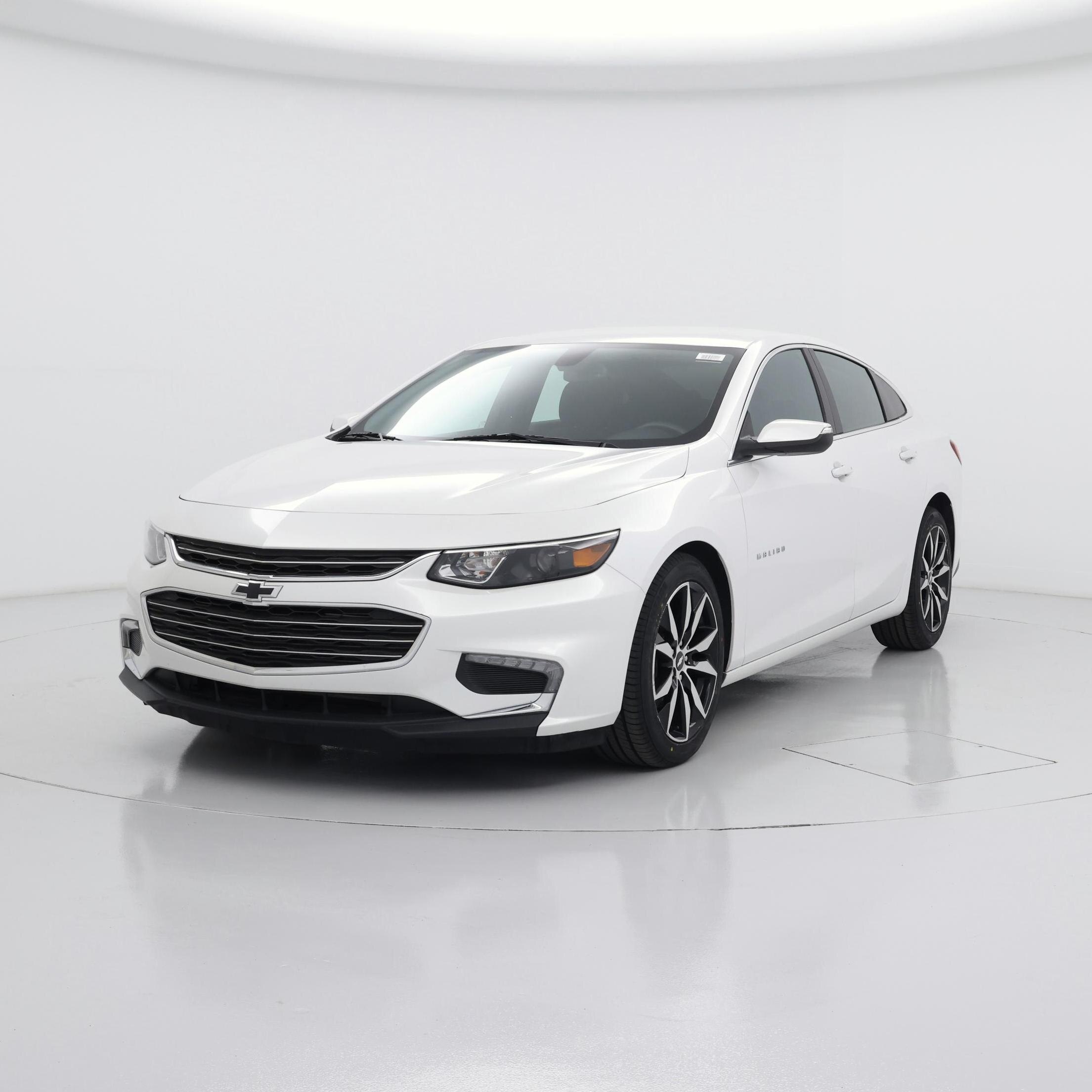Thumbnail: 2017 Chevrolet Malibu - 4