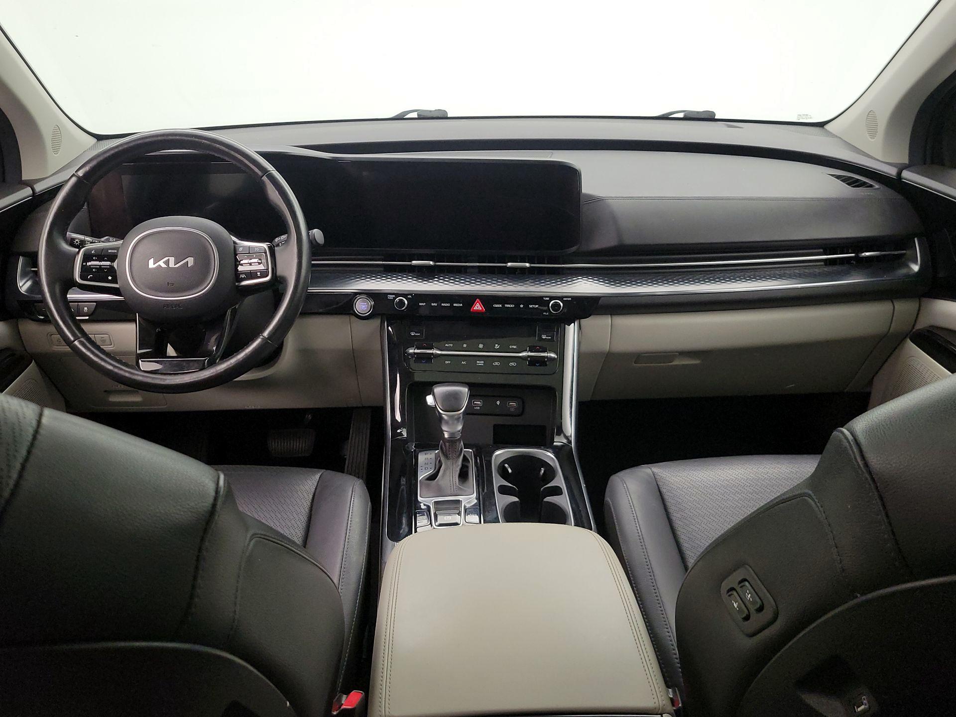 Thumbnail: 2022 Kia Carnival - 9
