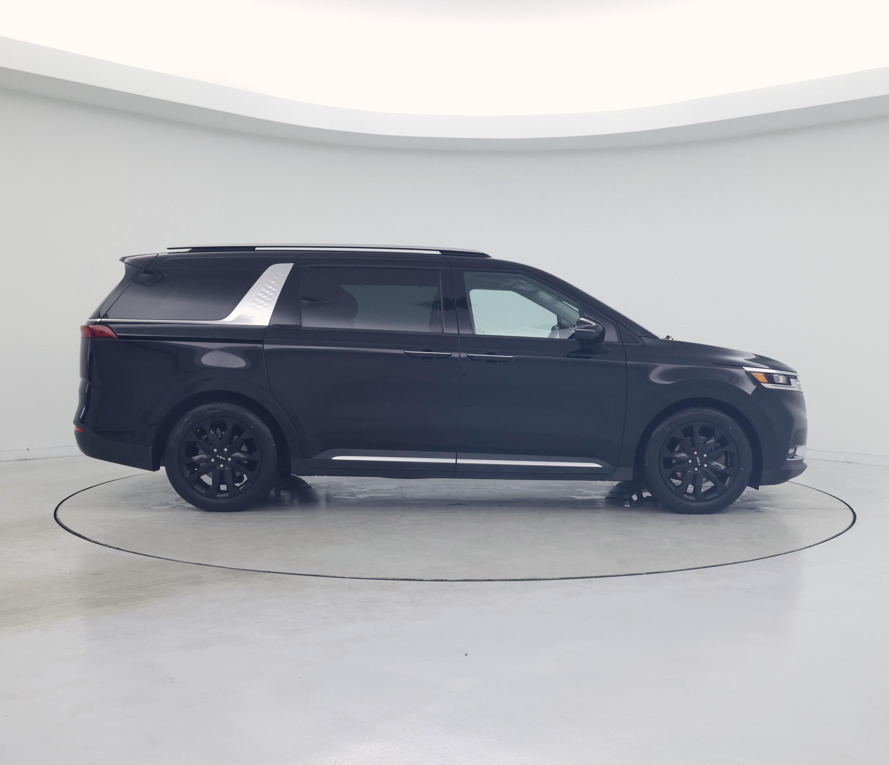 Thumbnail: 2022 Kia Carnival - 7