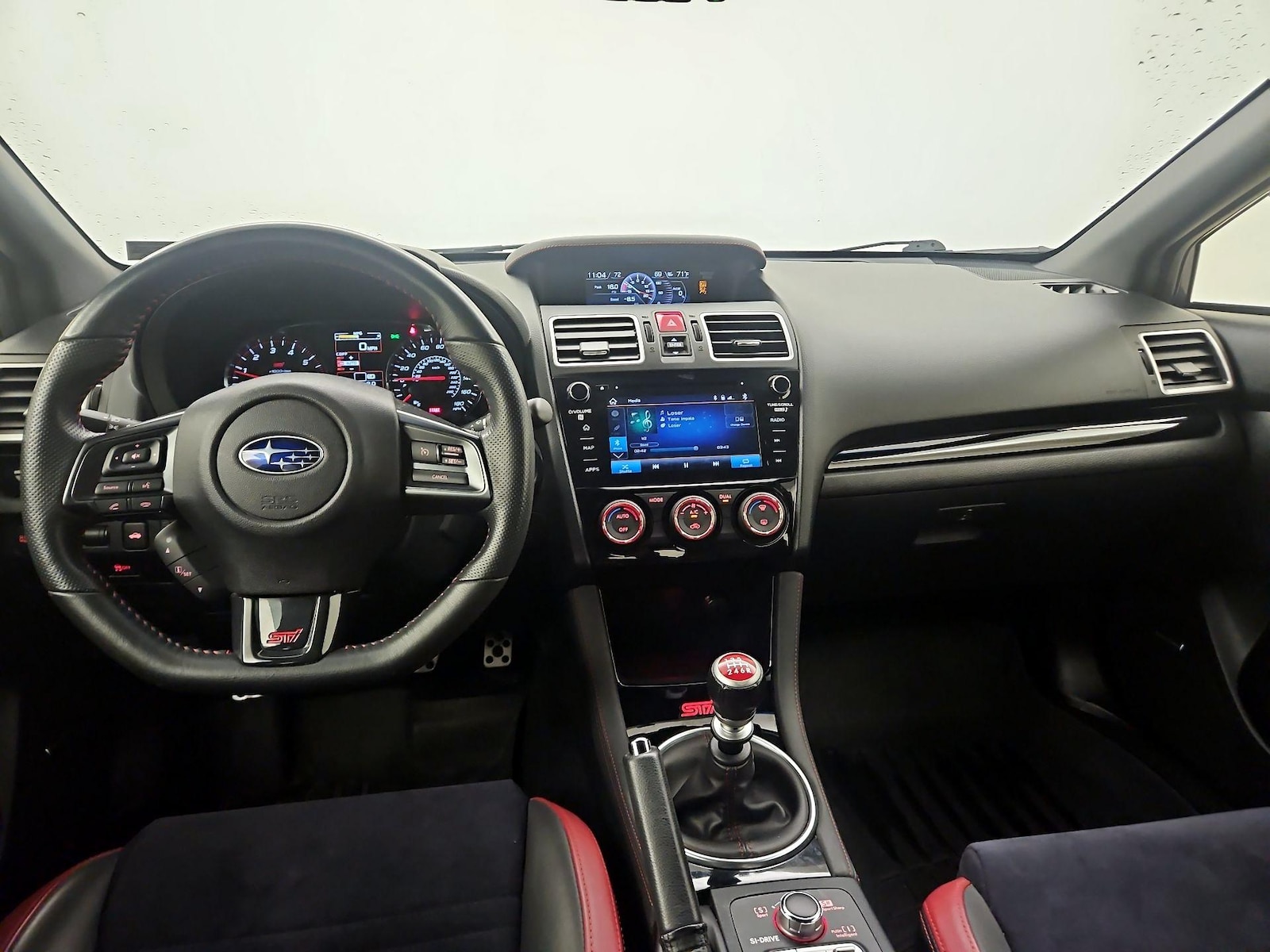 Apple CarPlay® & Android Auto™