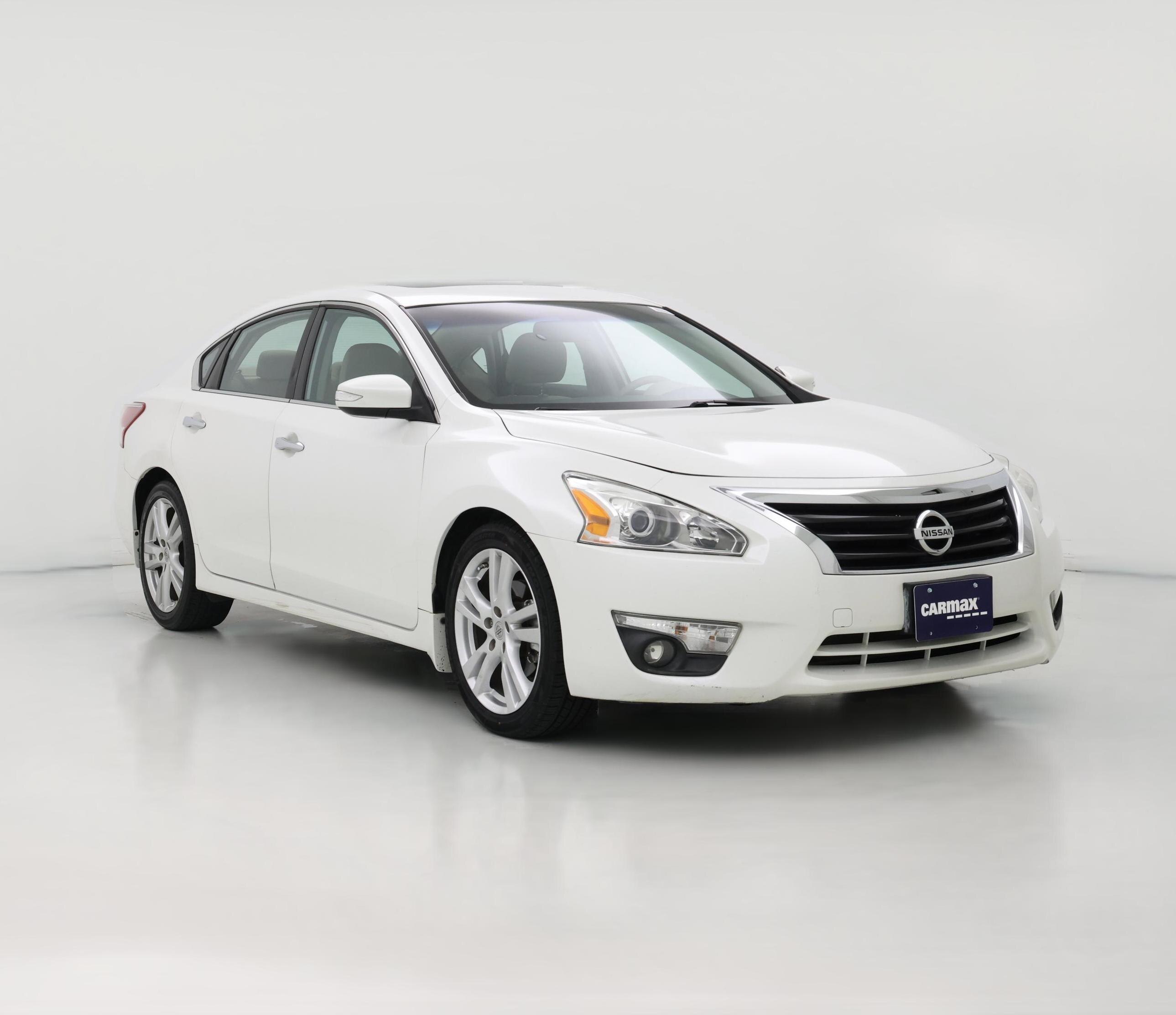 Thumbnail: 2014 Nissan Altima - 1