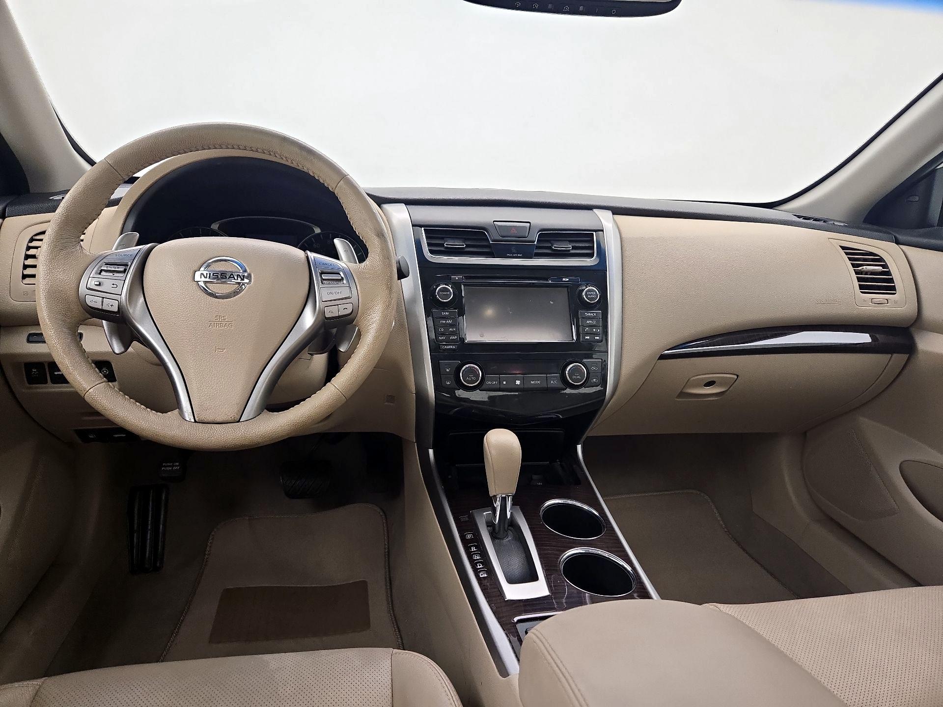 Thumbnail: 2014 Nissan Altima - 9