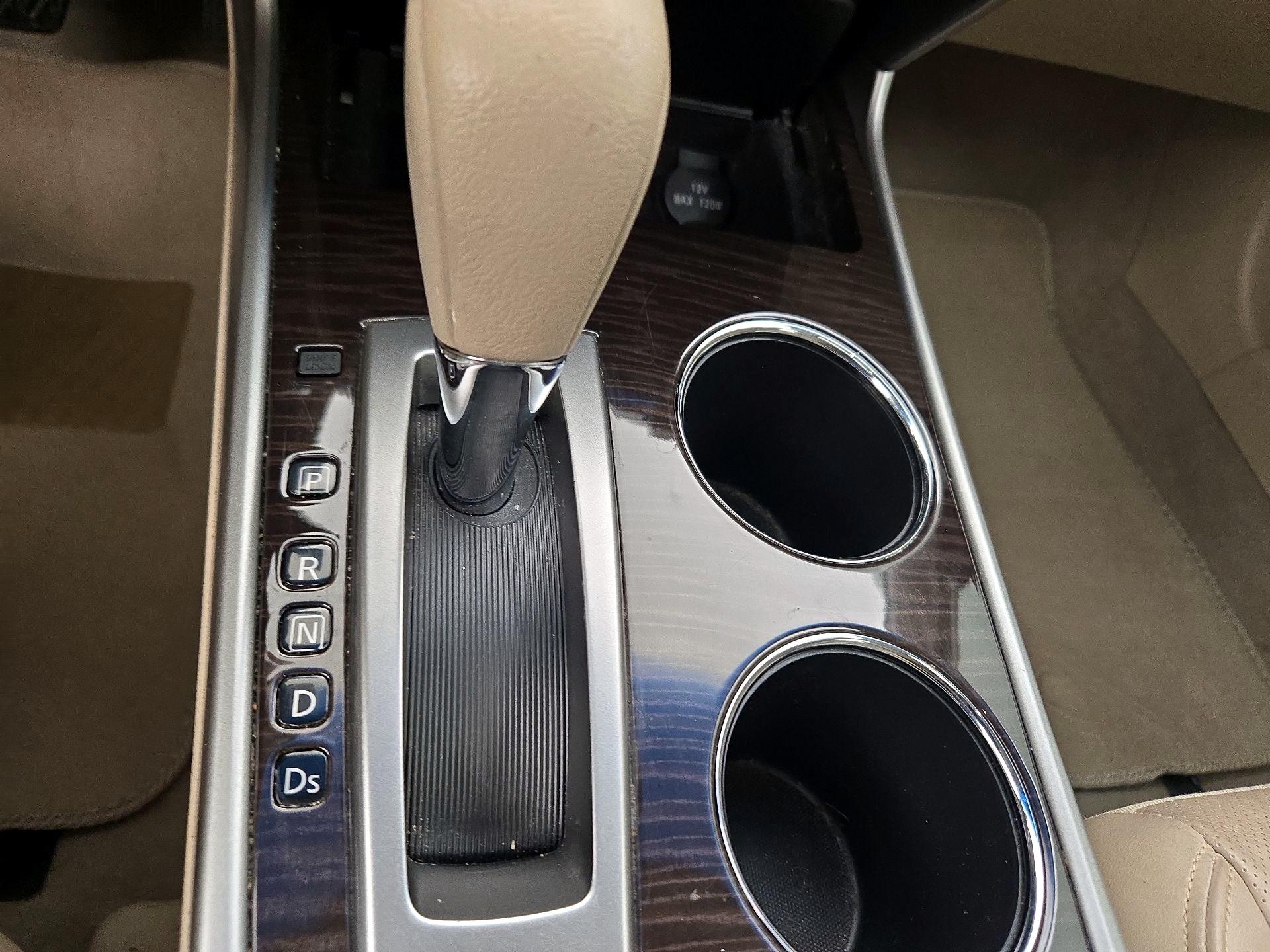 Thumbnail: 2014 Nissan Altima - 18