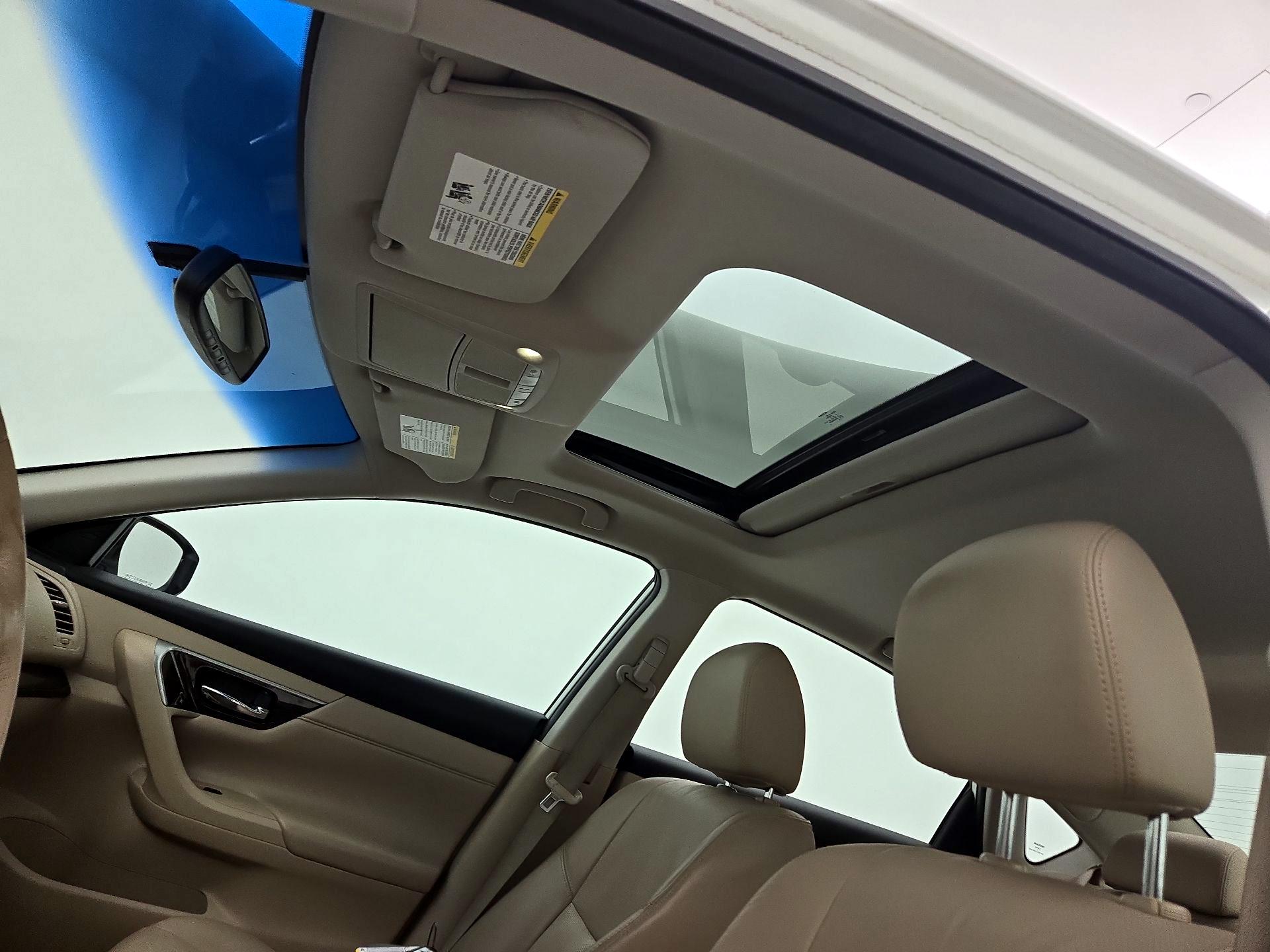 Thumbnail: 2014 Nissan Altima - 20