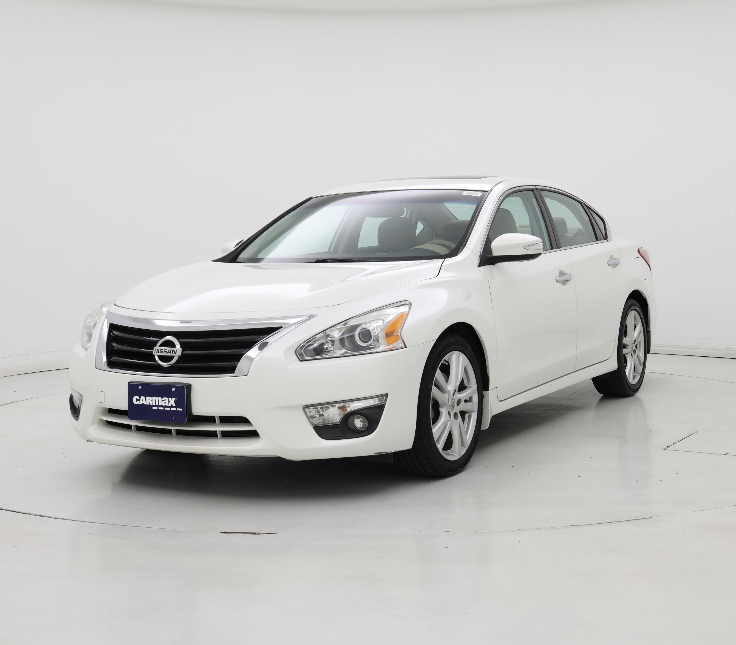 Thumbnail: 2014 Nissan Altima - 4
