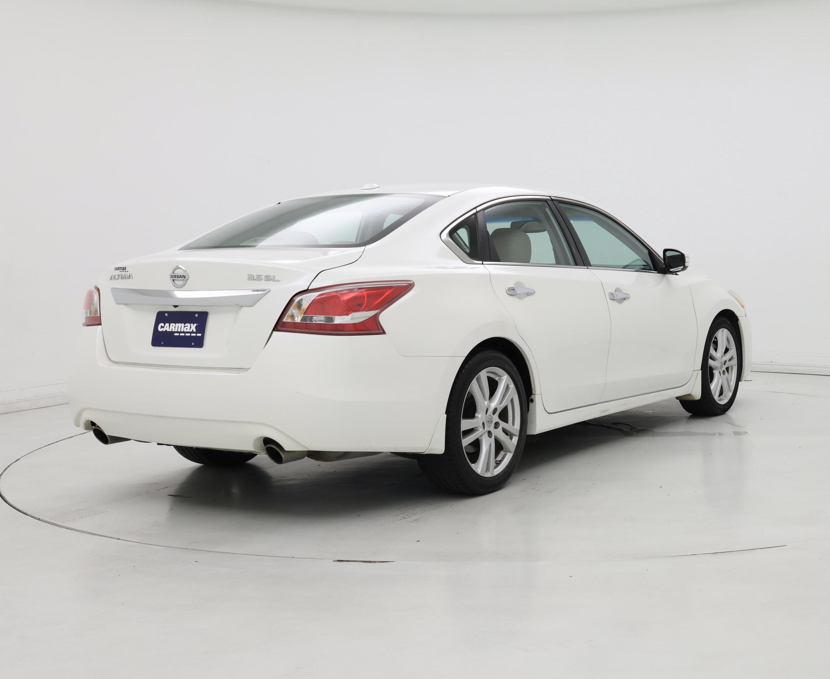 Thumbnail: 2014 Nissan Altima - 8