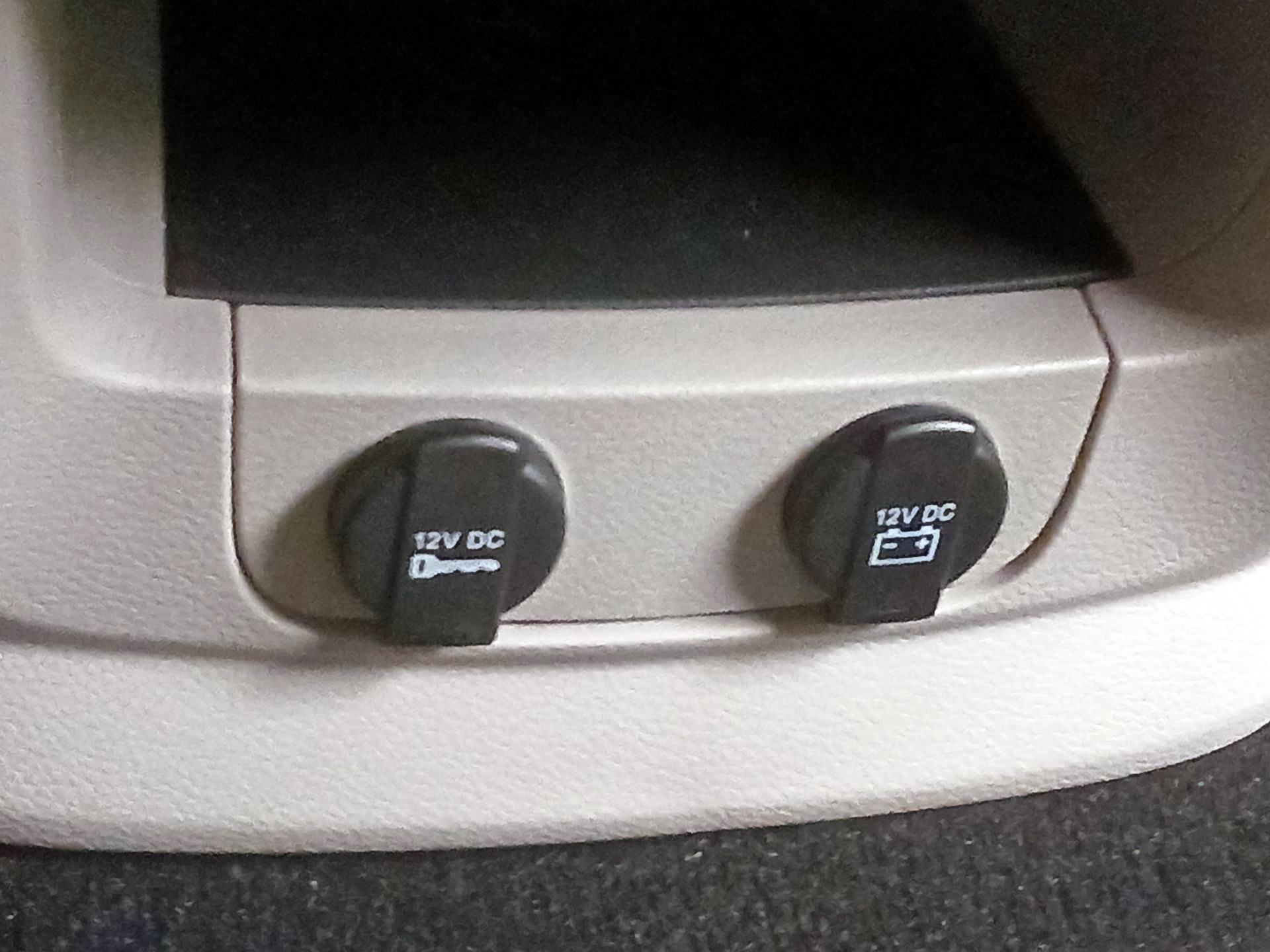 Thumbnail: 2016 Dodge Grand Caravan - 18