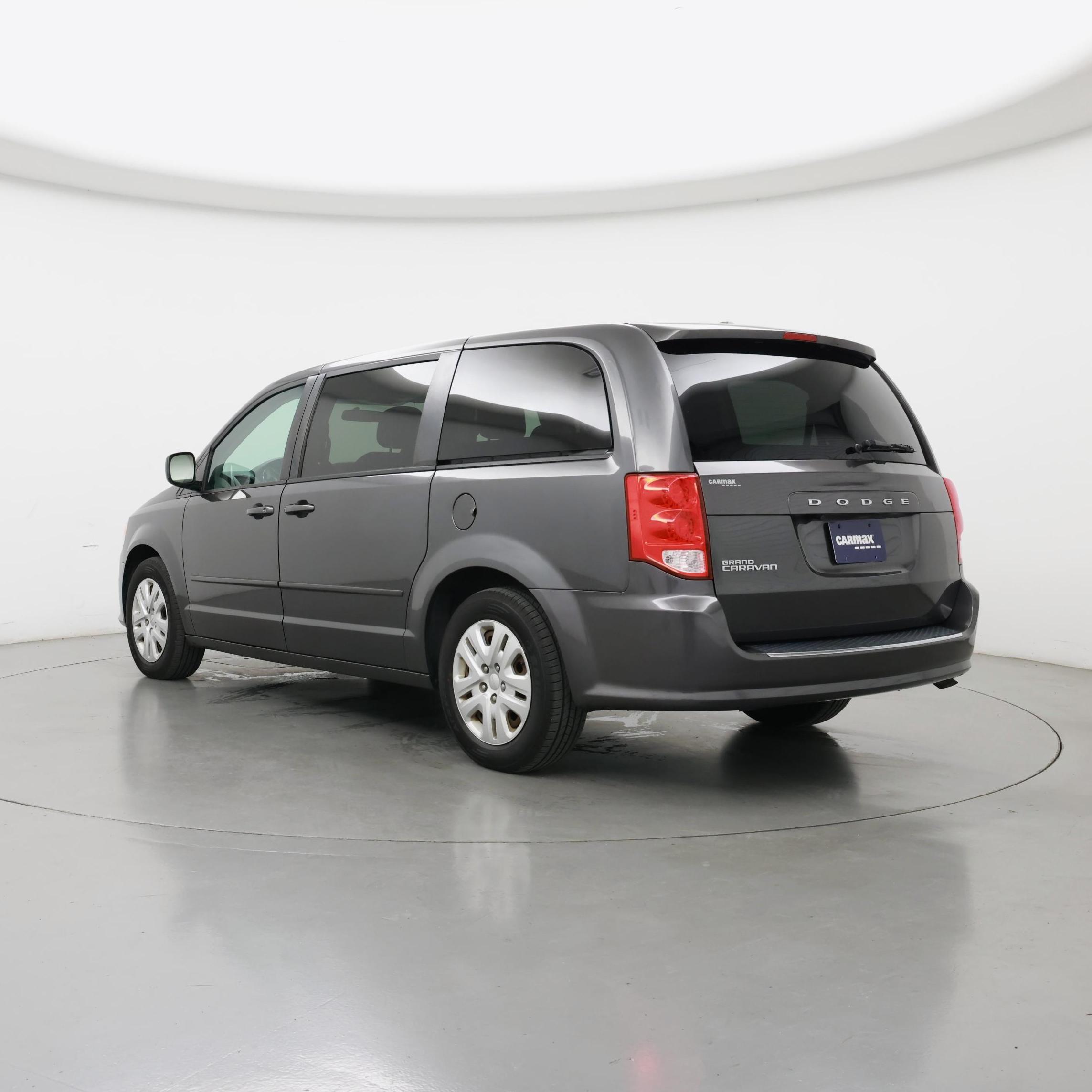 Thumbnail: 2016 Dodge Grand Caravan - 2
