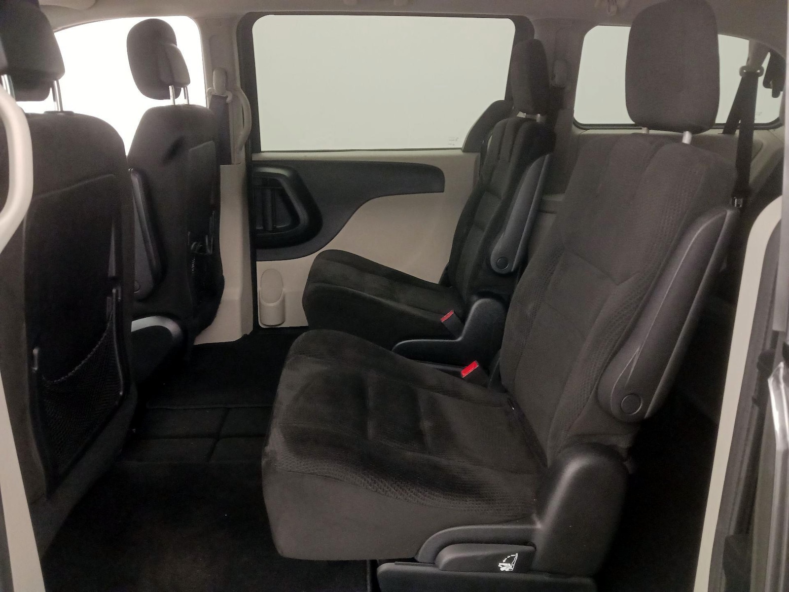 2016 Dodge Grand Caravan SE - Photo 20