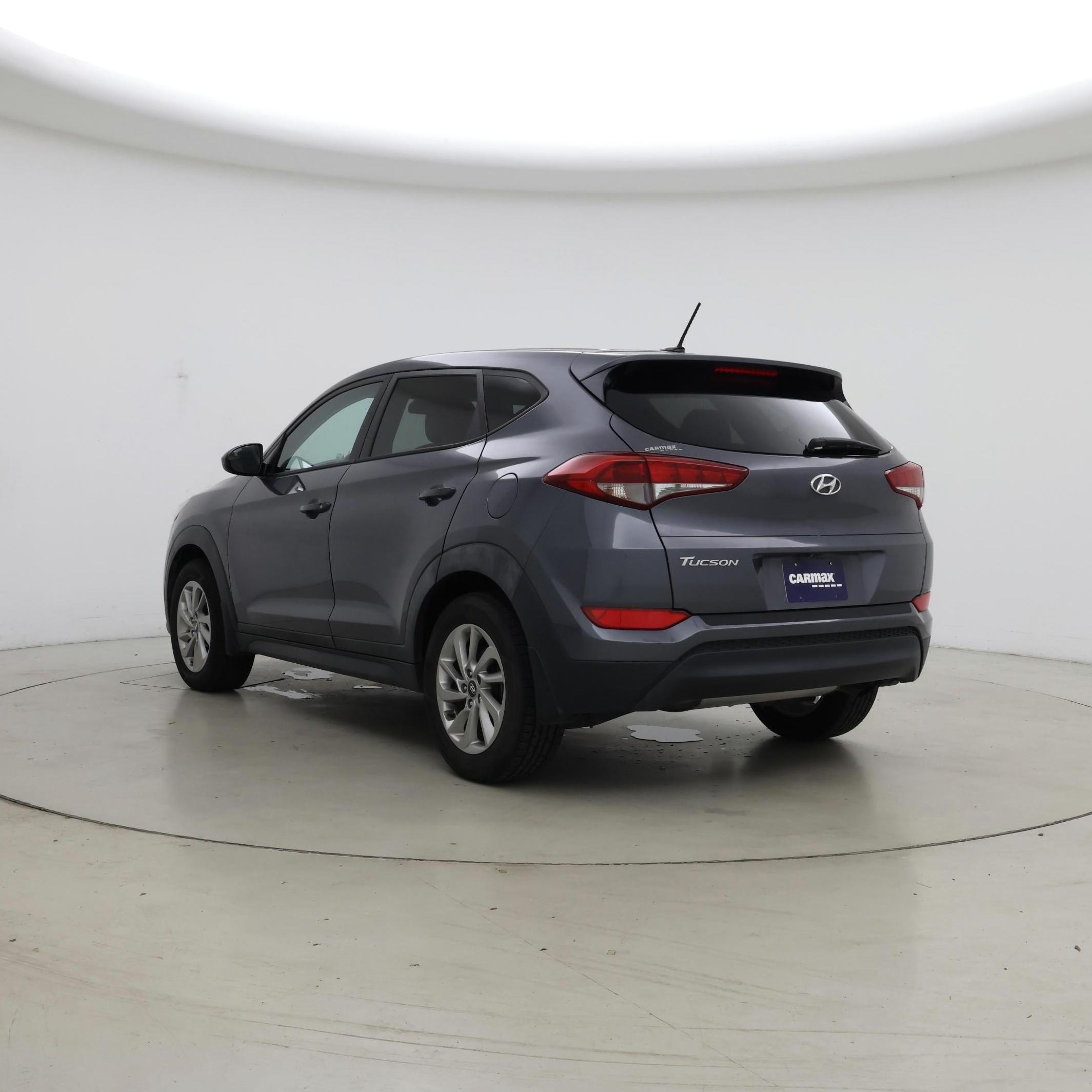 Thumbnail: 2016 Hyundai Tucson - 2