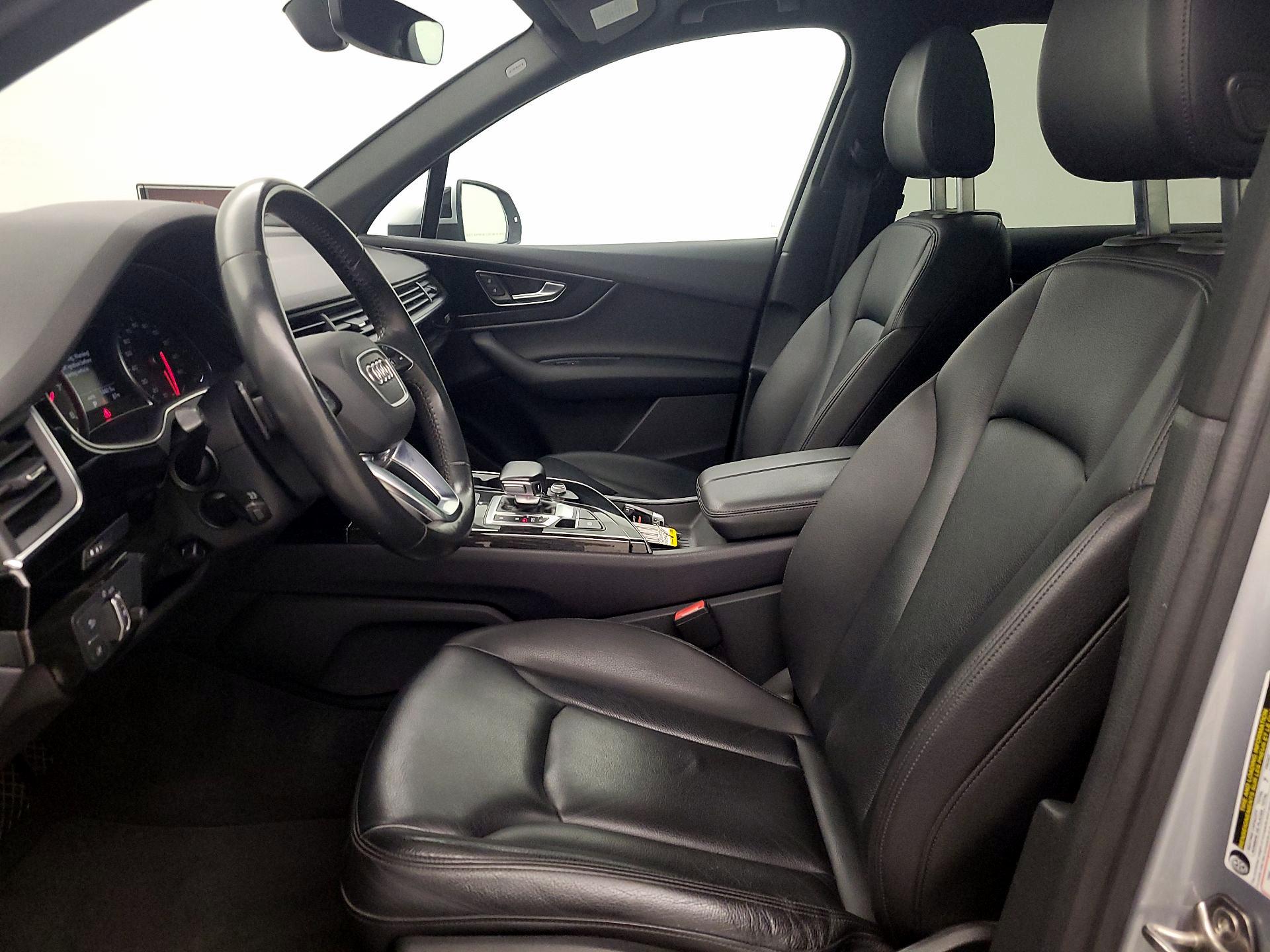 Thumbnail: 2019 Audi Q7 - 11