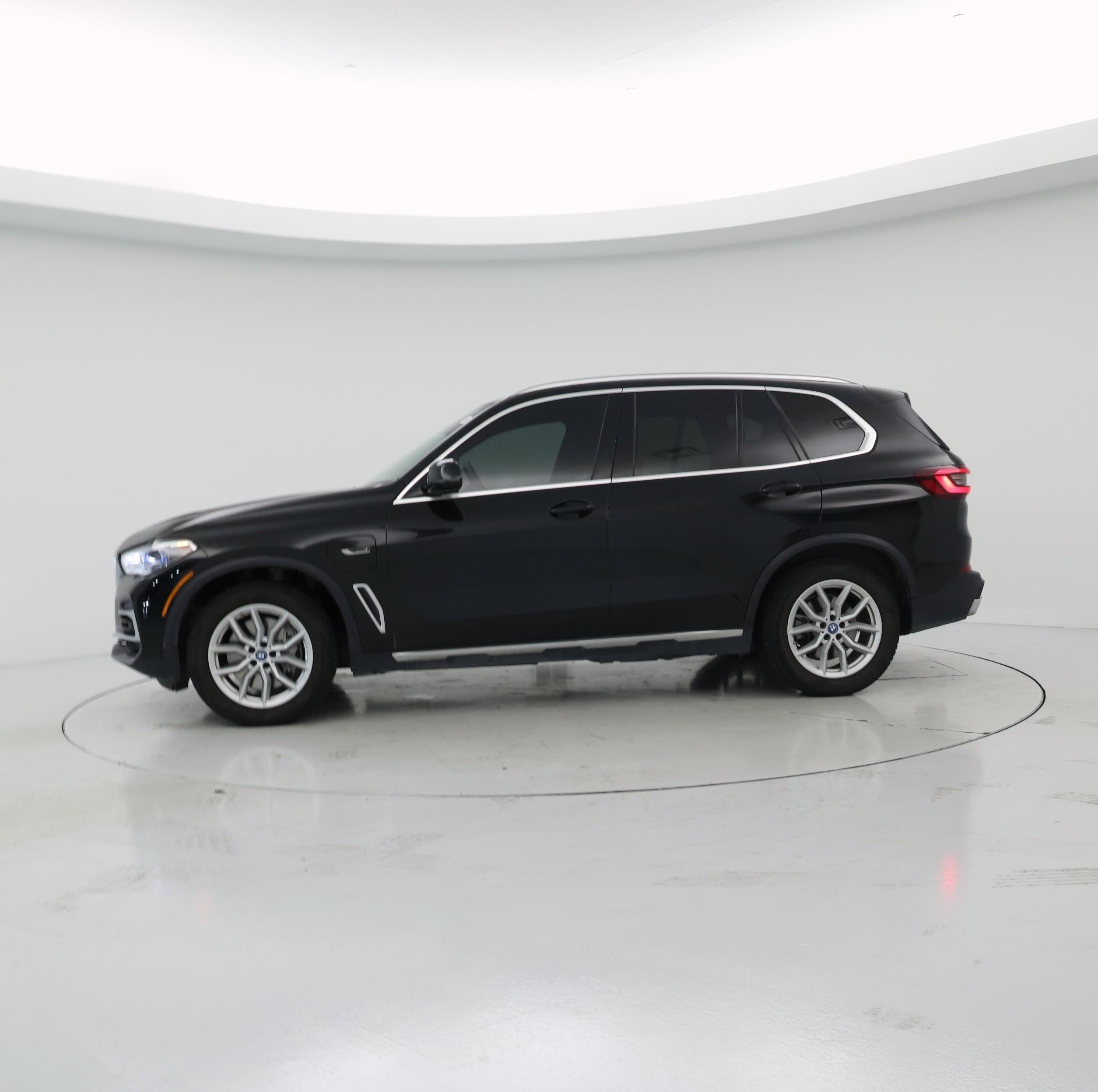 Thumbnail: 2022 BMW X5 - 3