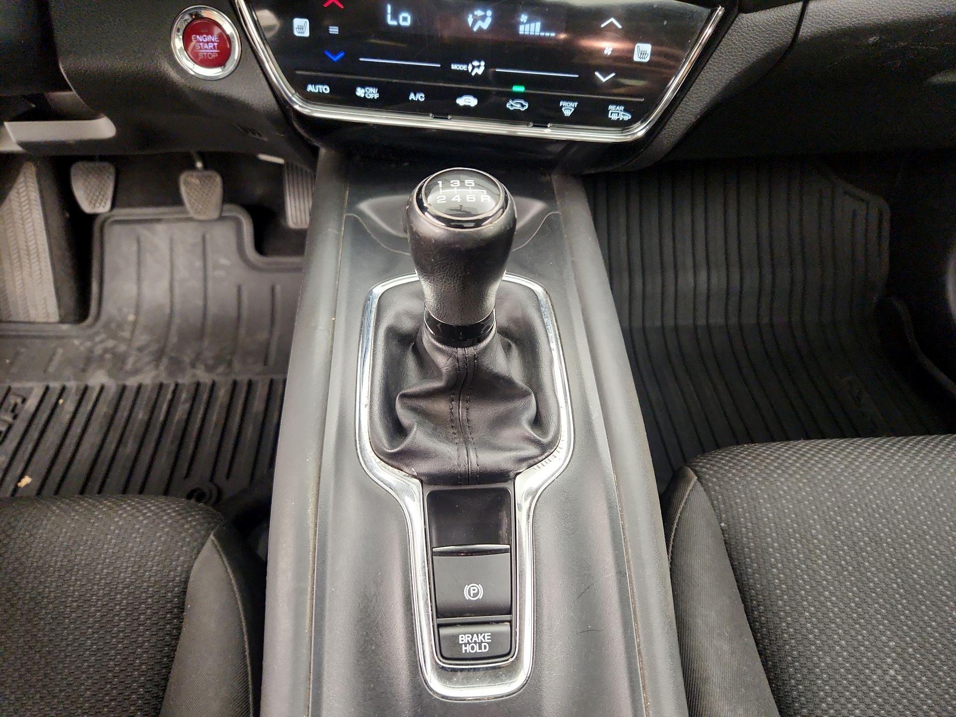 Thumbnail: 2018 Honda HR-V - 17
