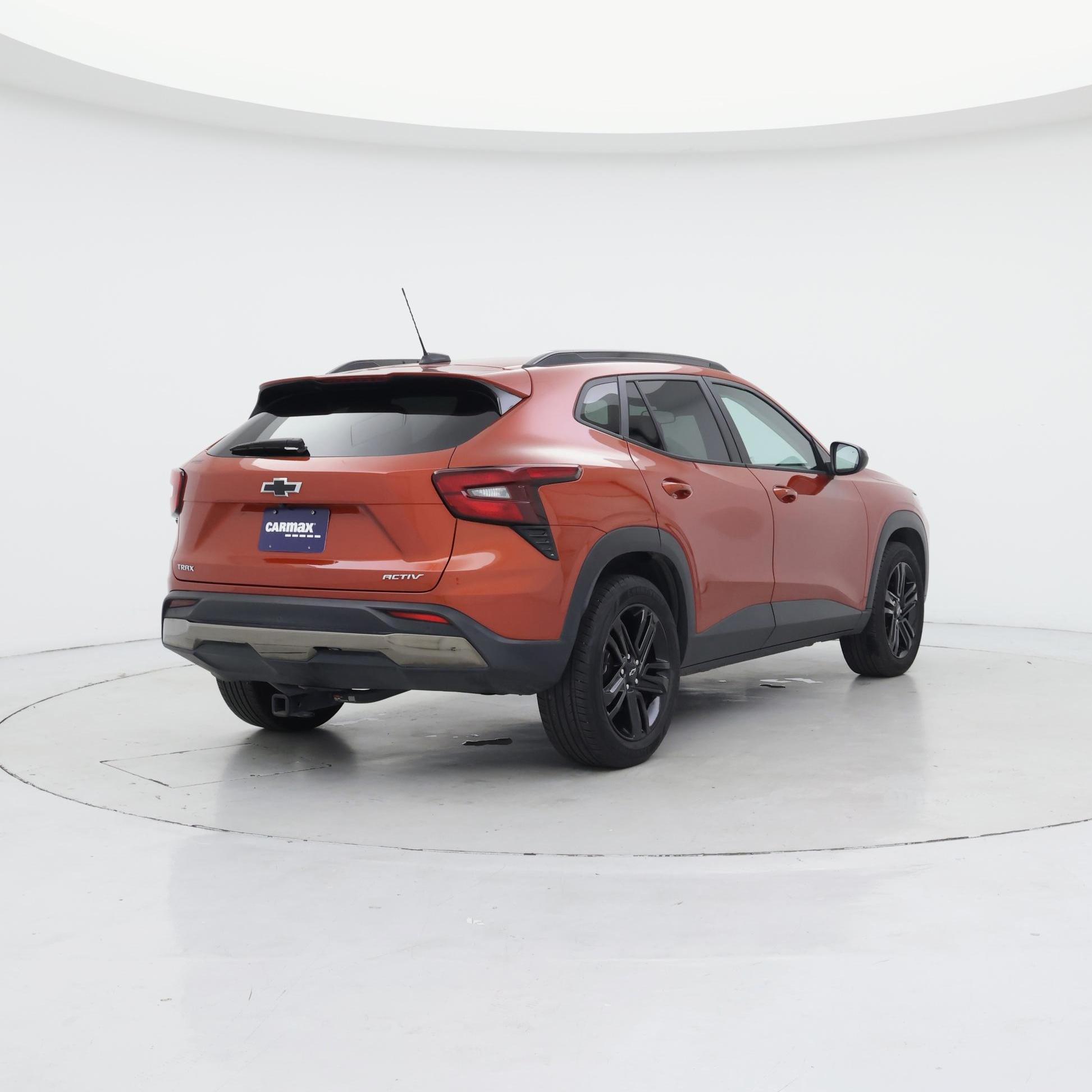 Thumbnail: 2024 Chevrolet Trax - 8
