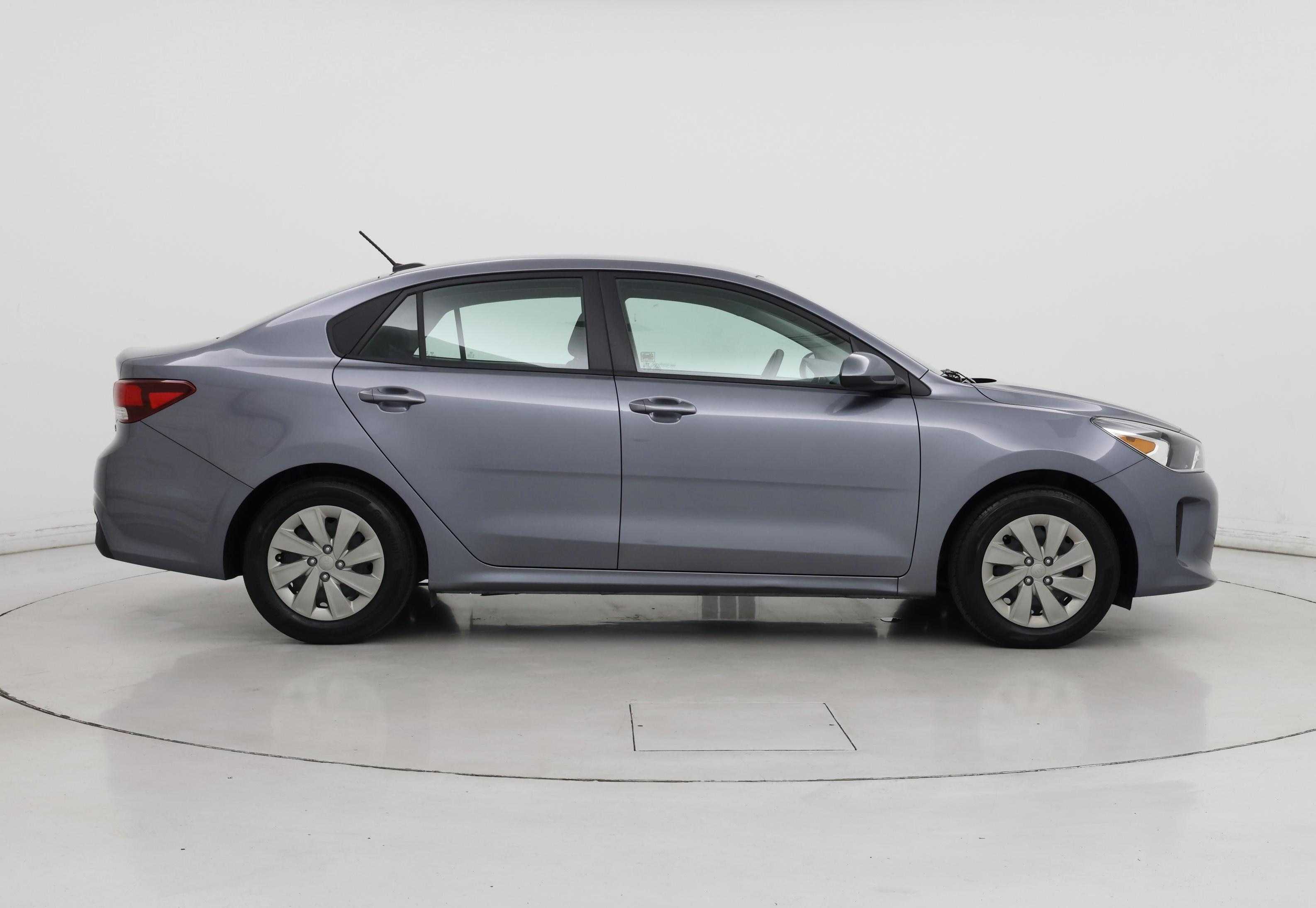 Thumbnail: 2020 Kia Rio - 7