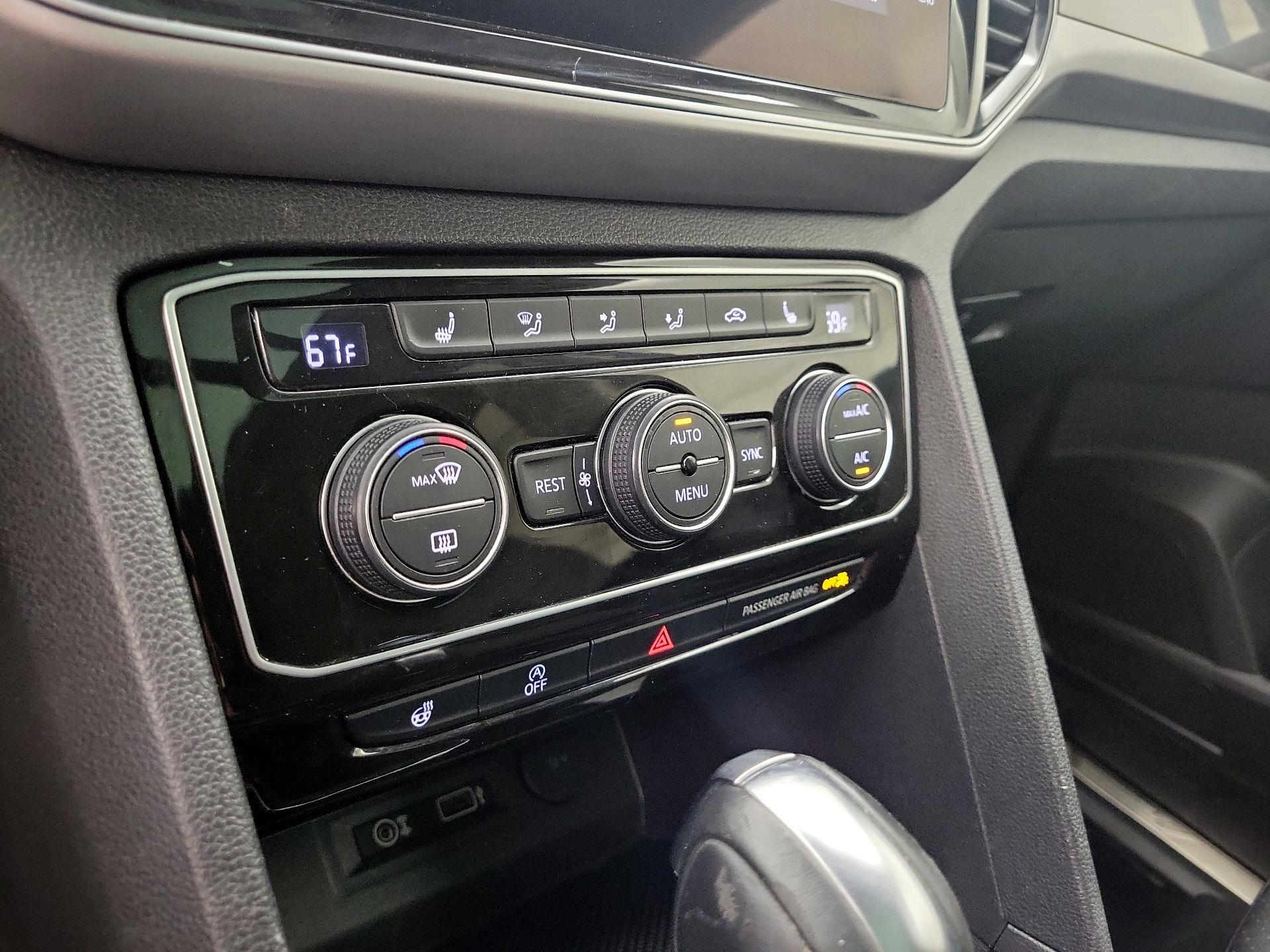 Thumbnail: 2019 Volkswagen Atlas - 17