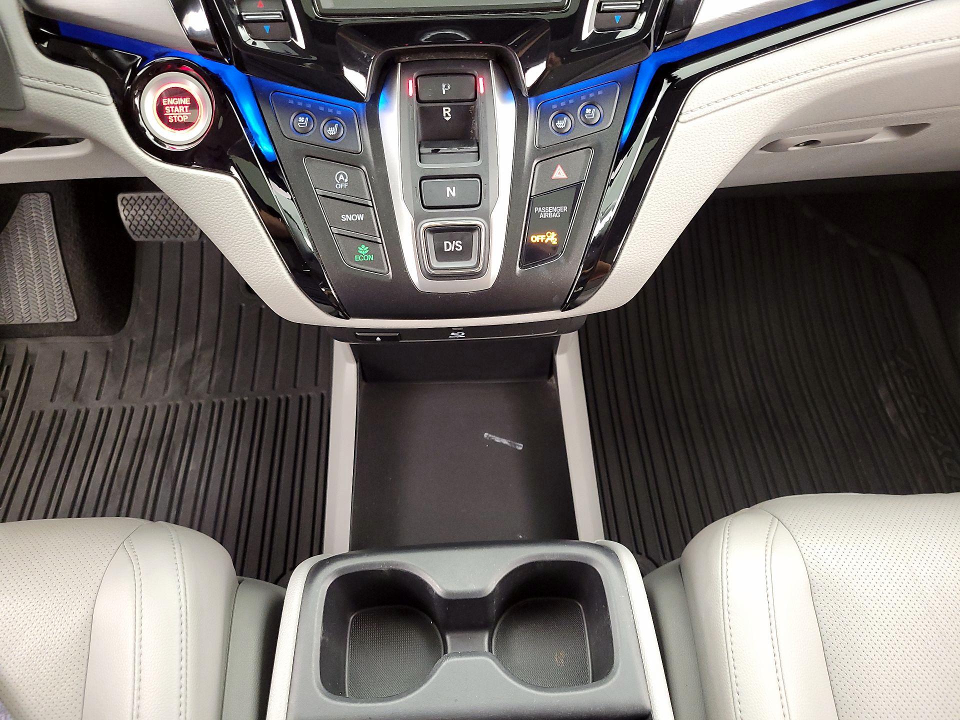 Thumbnail: 2019 Honda Odyssey - 18