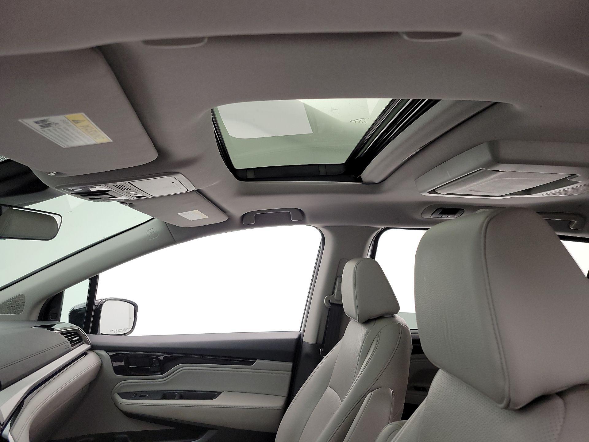 Thumbnail: 2019 Honda Odyssey - 20