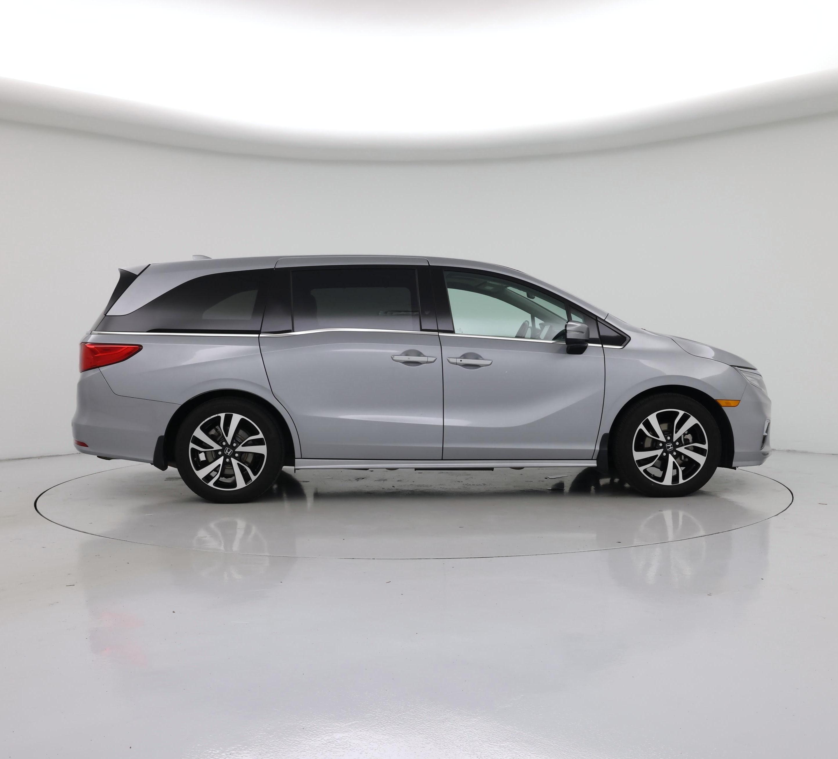 Thumbnail: 2019 Honda Odyssey - 7