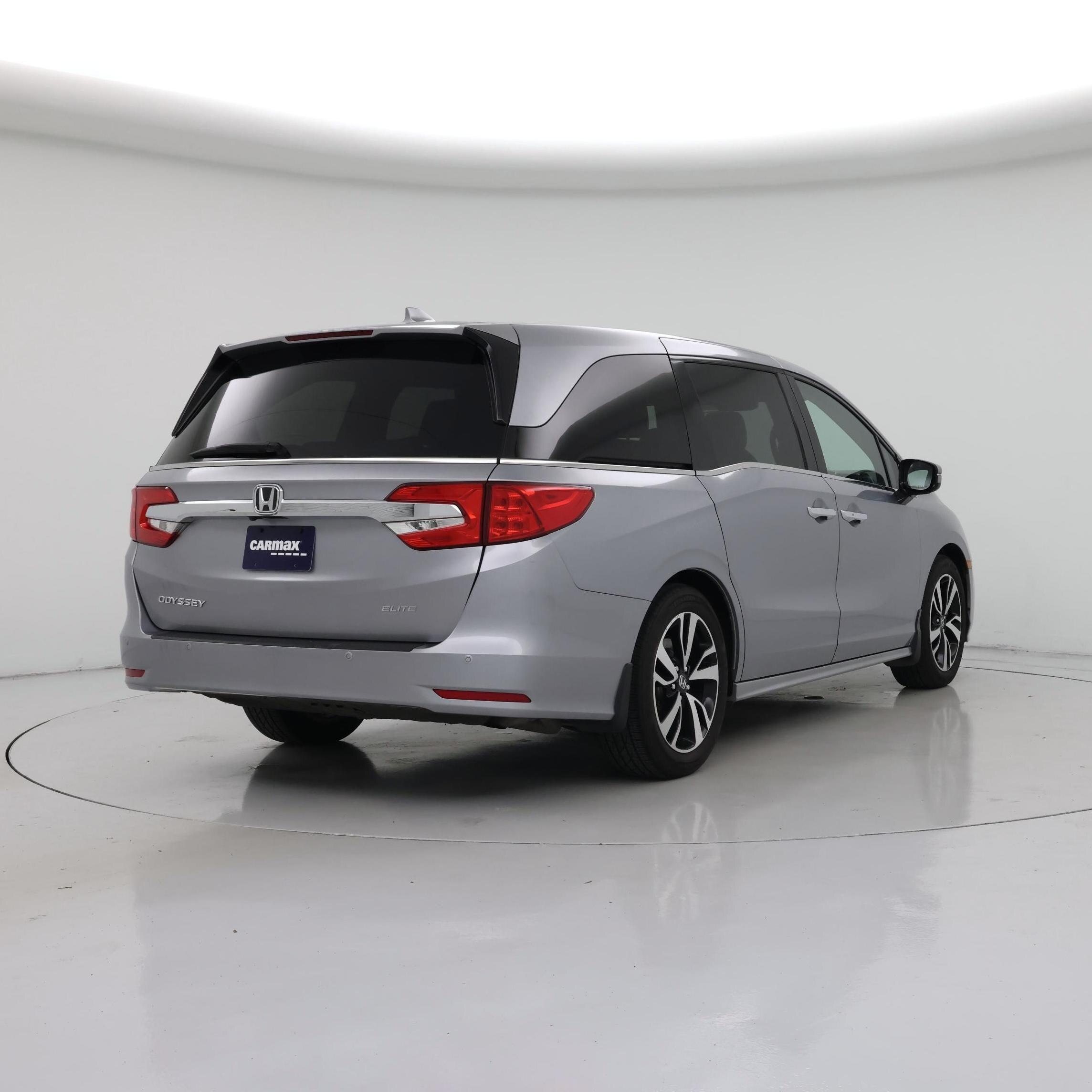 Thumbnail: 2019 Honda Odyssey - 8