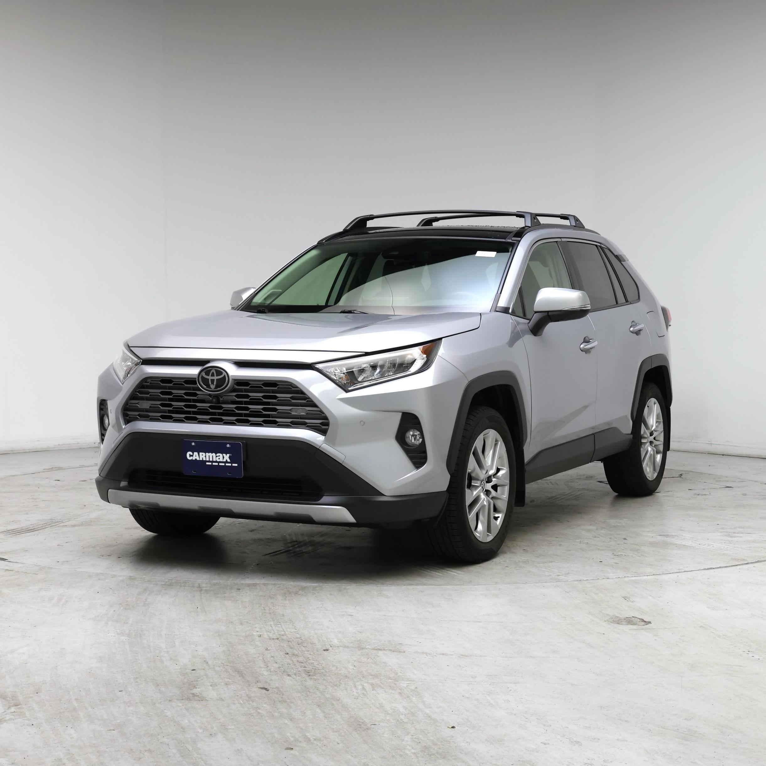 Thumbnail: 2020 Toyota RAV4 - 4