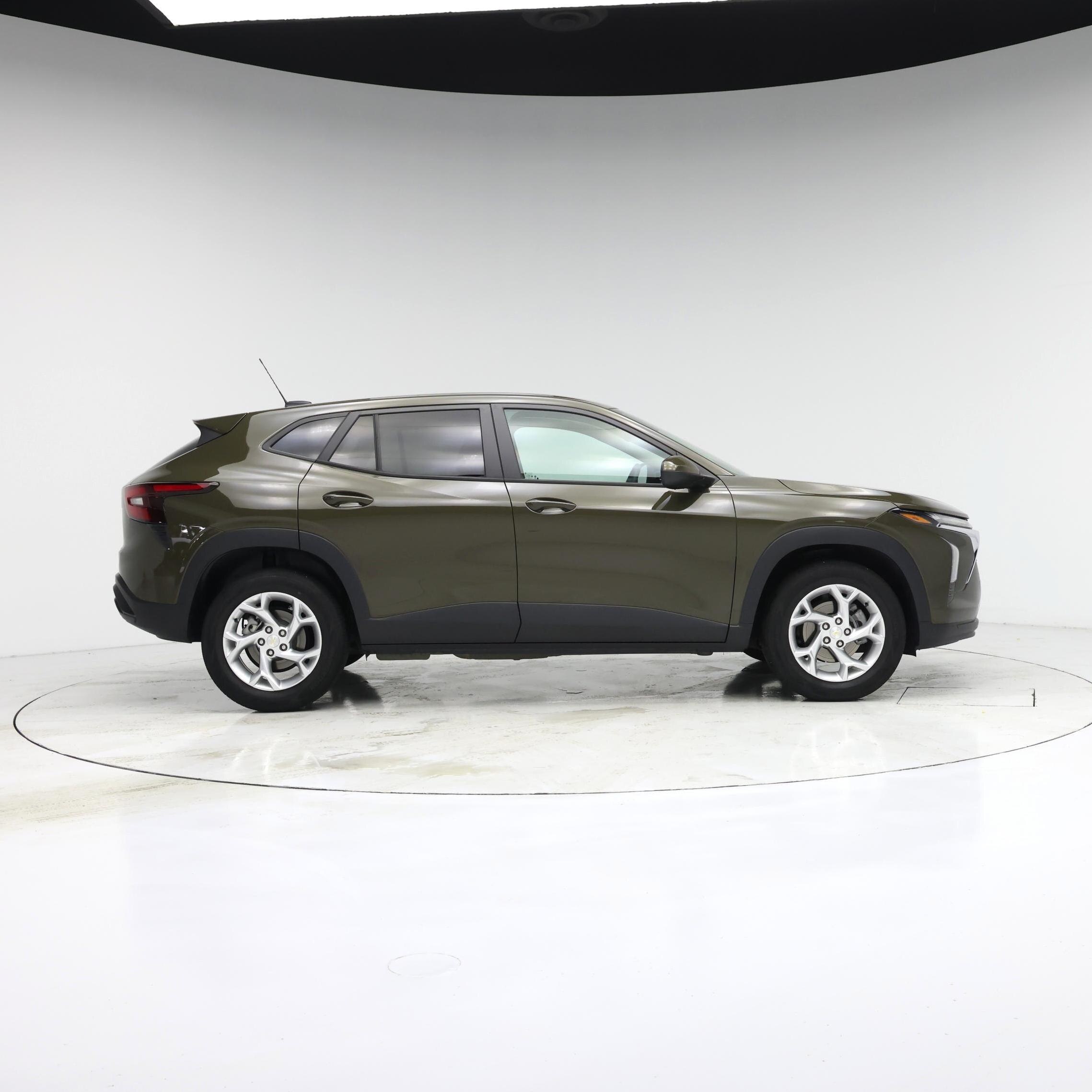 Thumbnail: 2024 Chevrolet Trax - 7