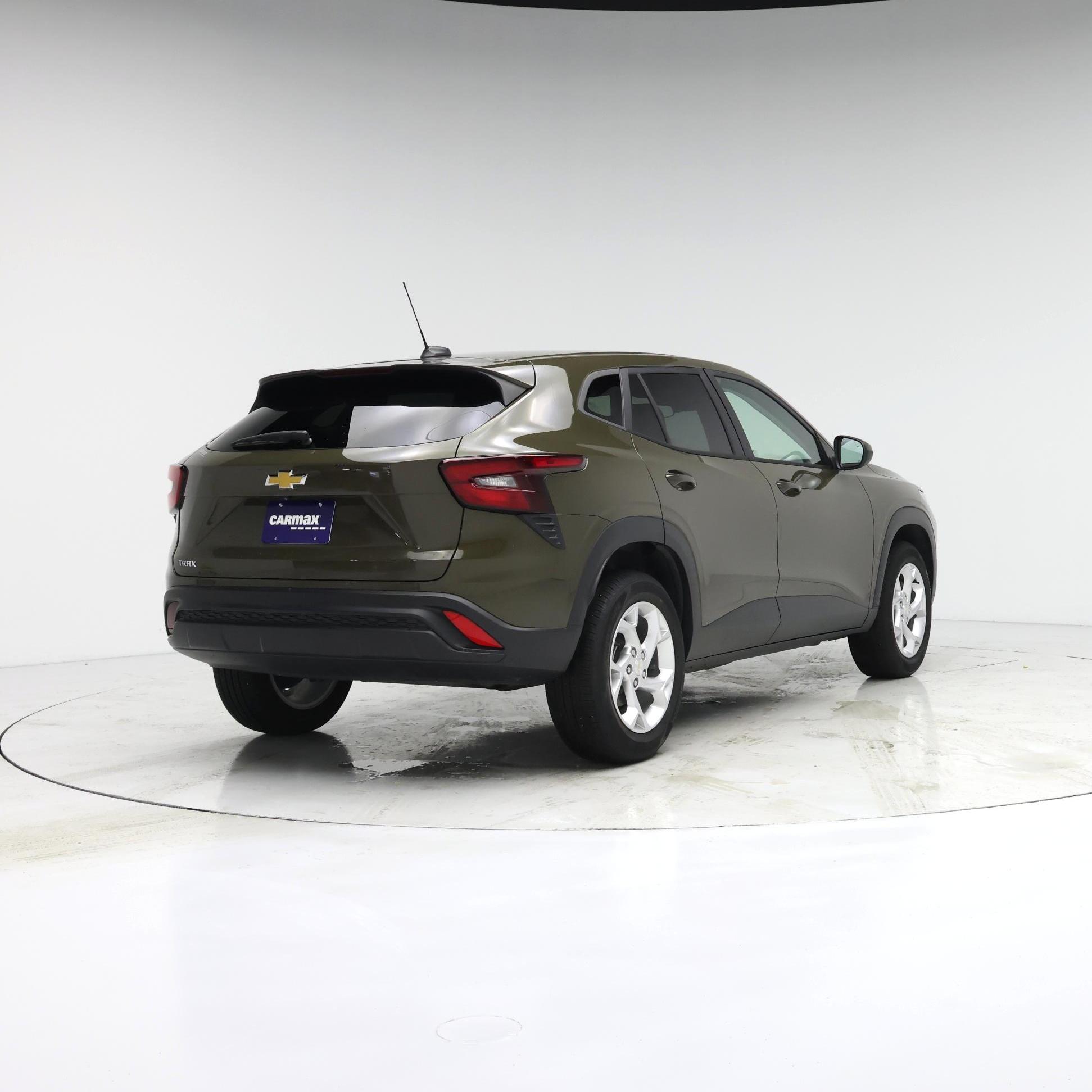Thumbnail: 2024 Chevrolet Trax - 8