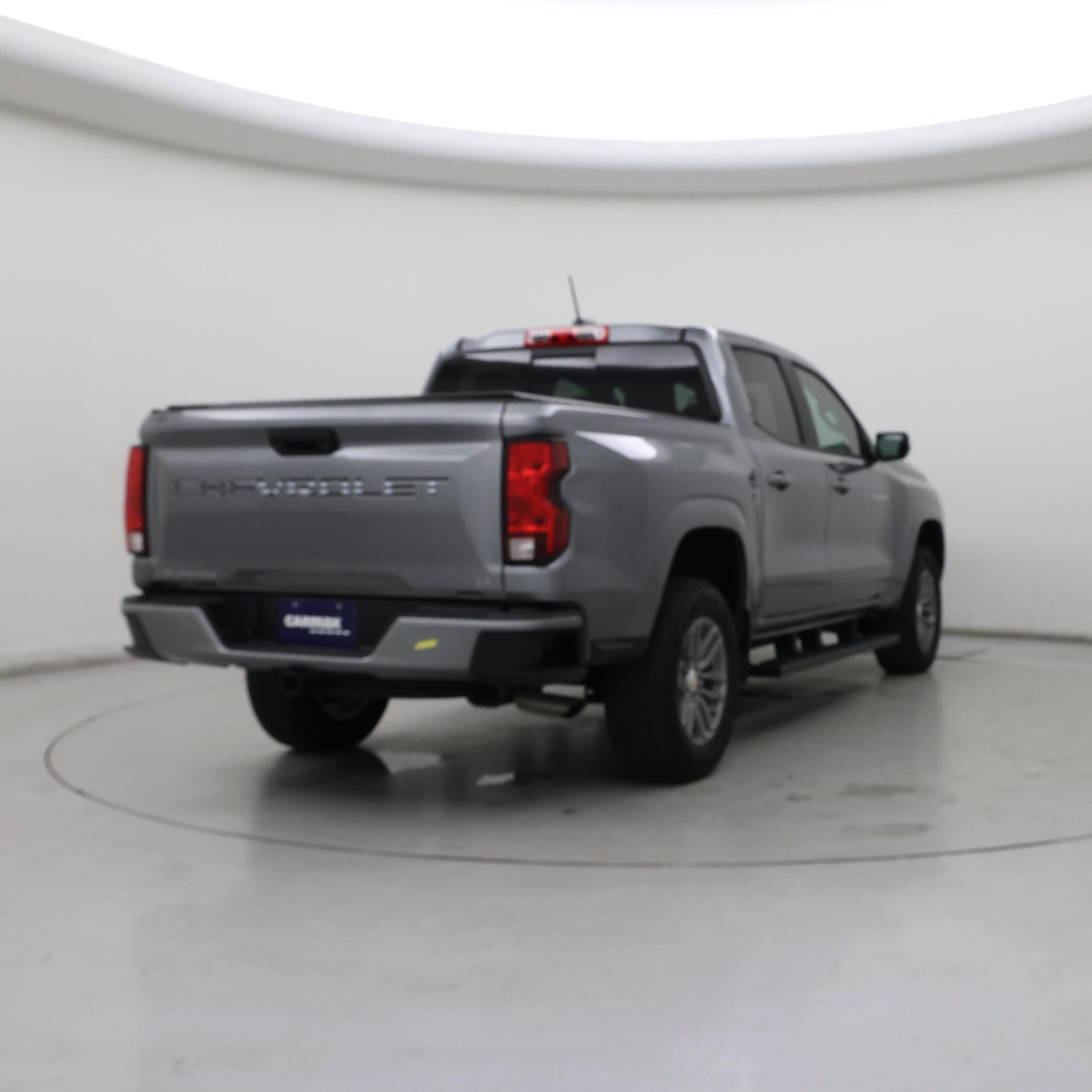 Thumbnail: 2023 Chevrolet Colorado - 8