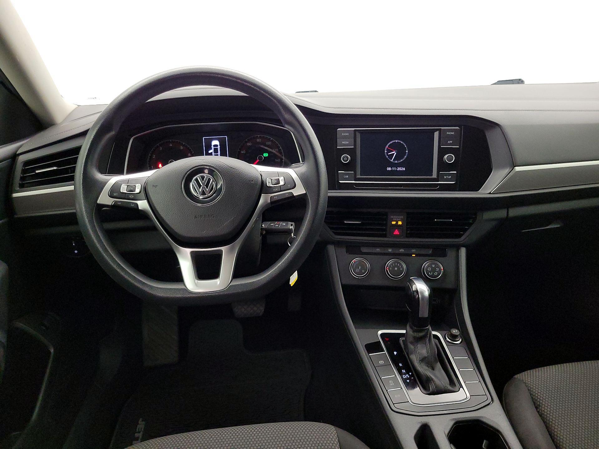 Thumbnail: 2019 Volkswagen Jetta - 10