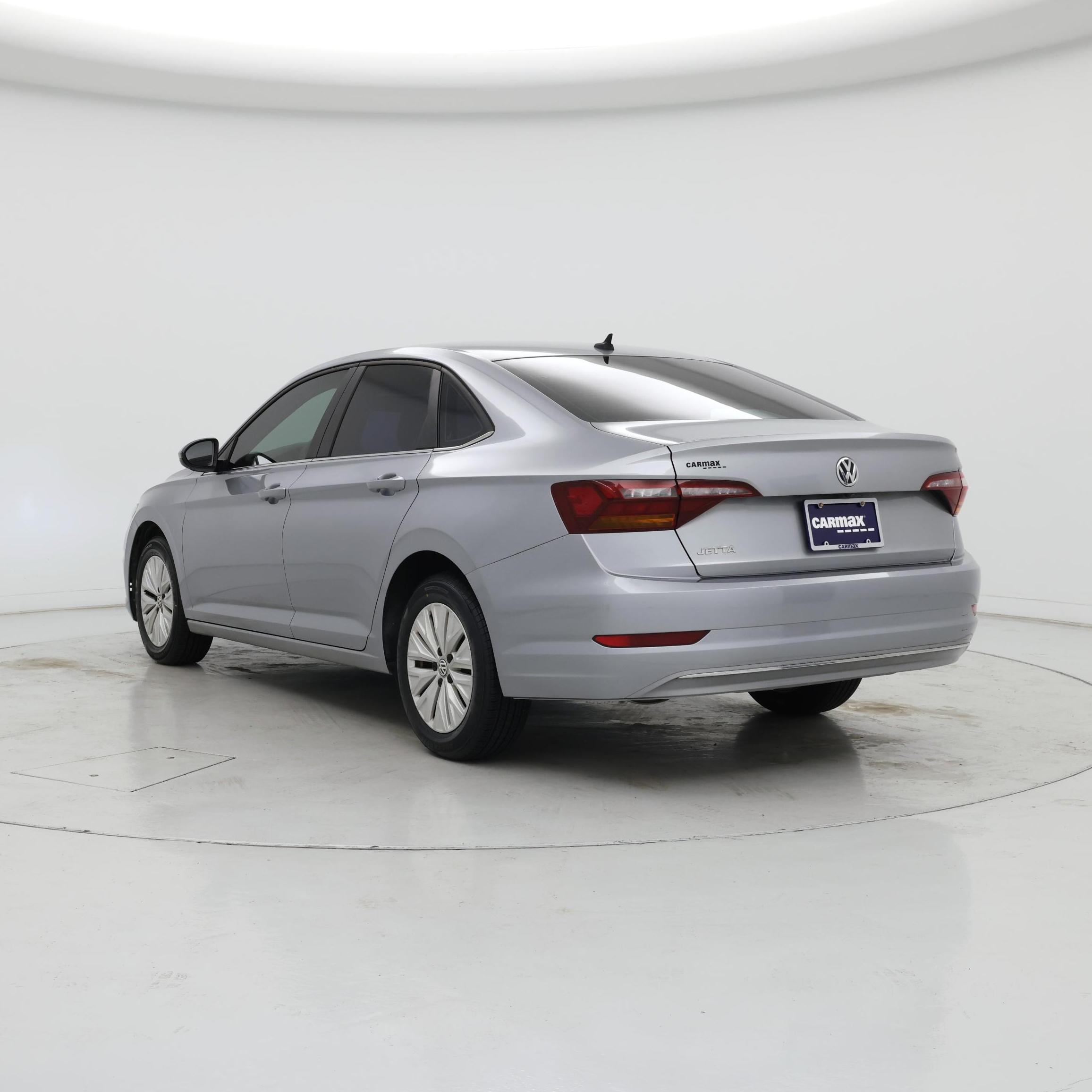 Thumbnail: 2019 Volkswagen Jetta - 2
