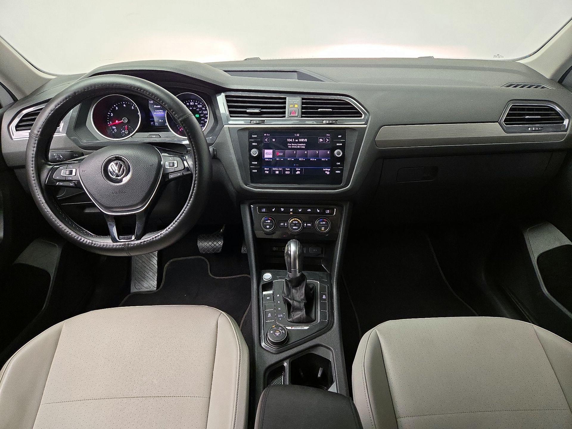 Thumbnail: 2018 Volkswagen Tiguan - 9