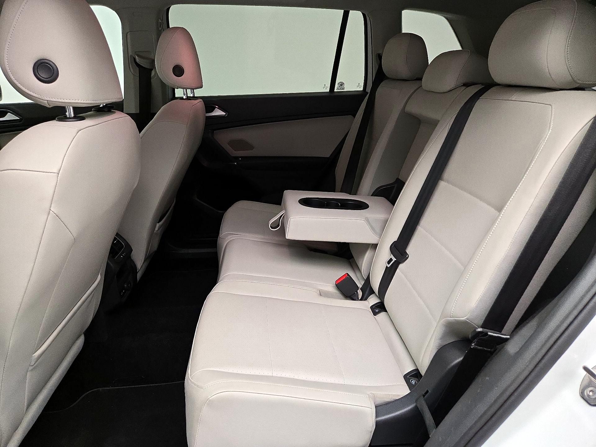 Thumbnail: 2018 Volkswagen Tiguan - 19