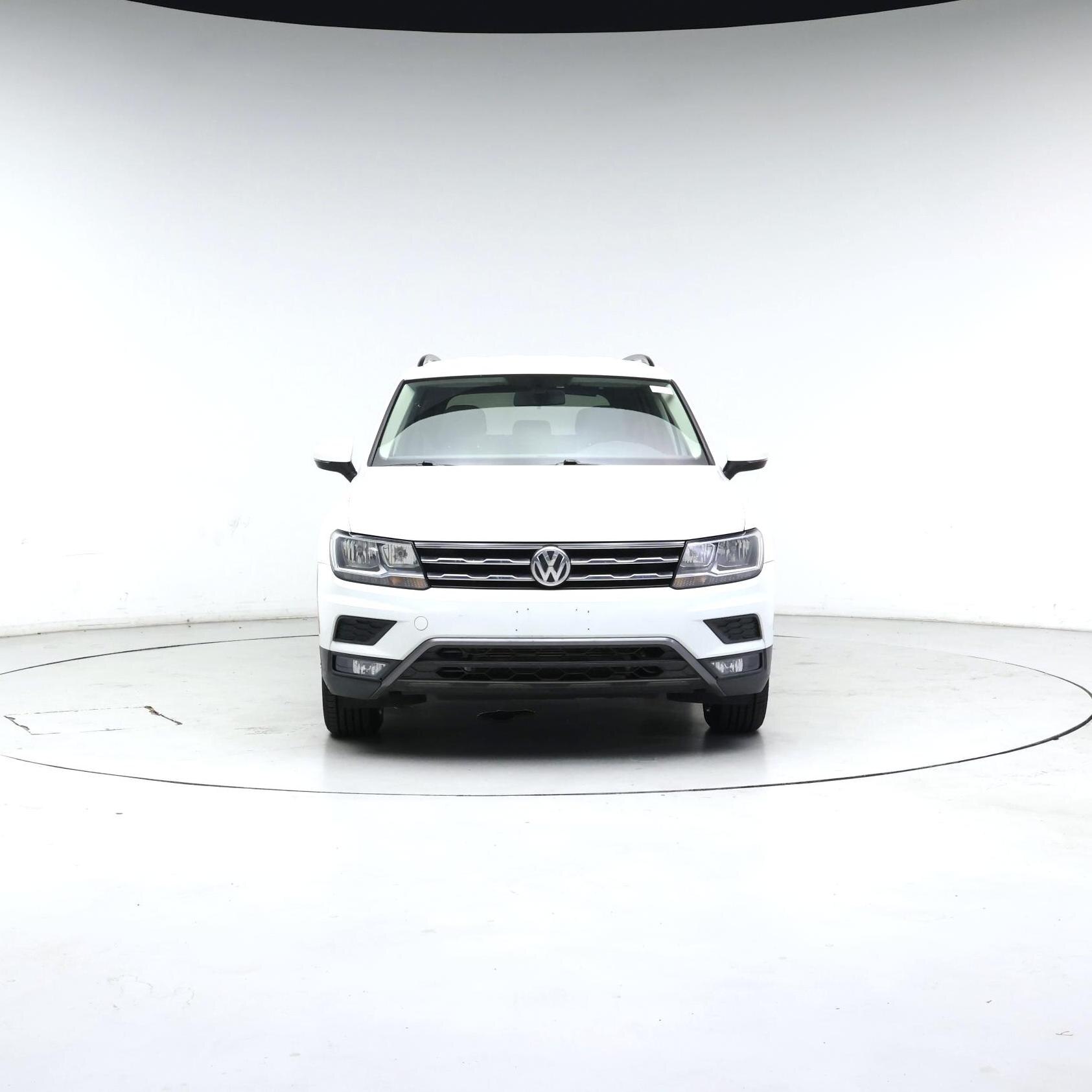 Thumbnail: 2018 Volkswagen Tiguan - 5