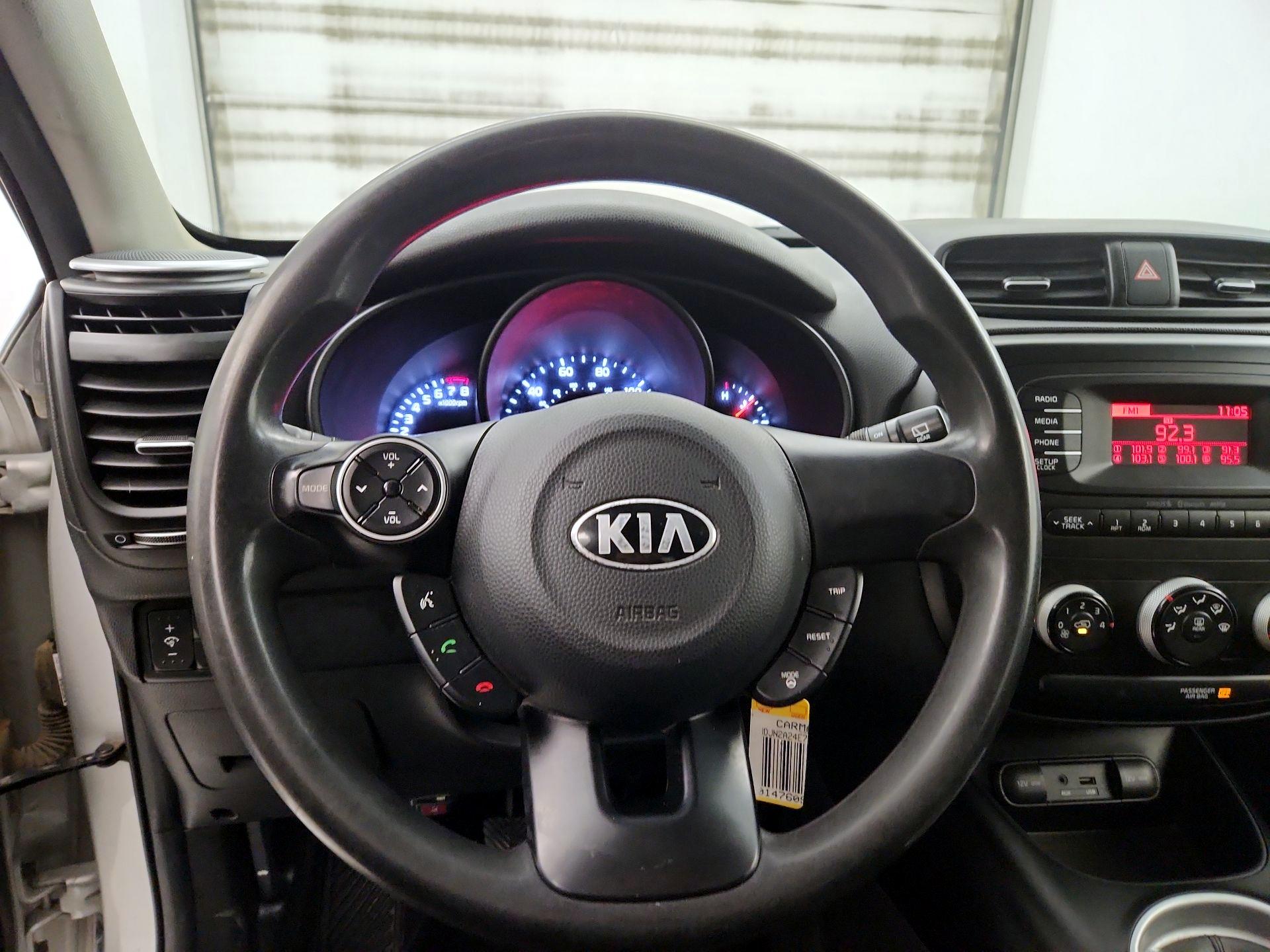 Thumbnail: 2014 Kia Soul - 10