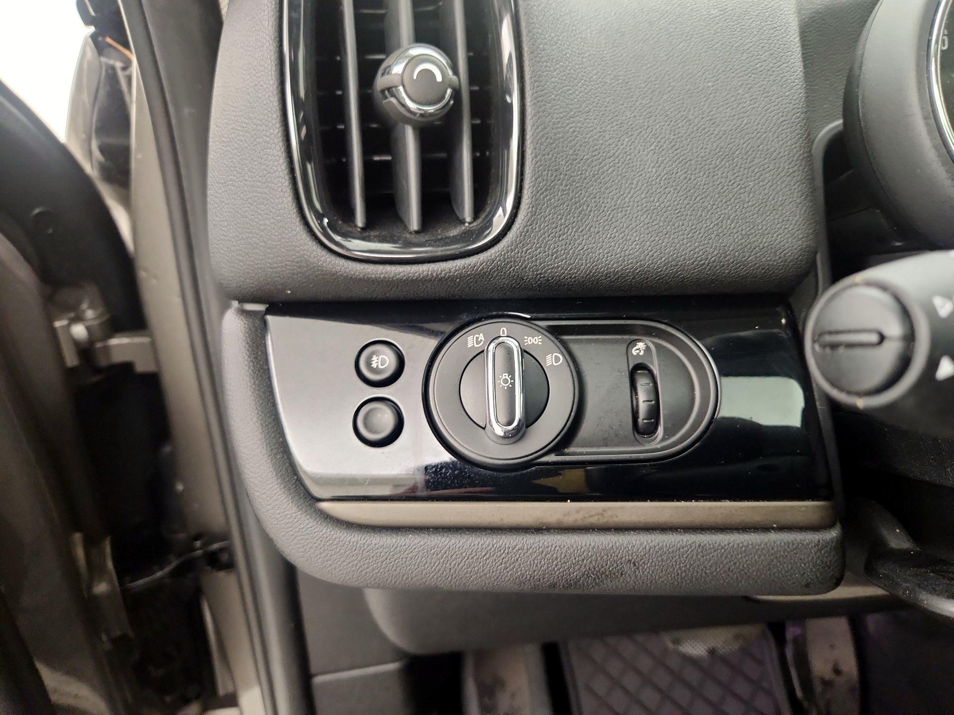 Thumbnail: 2019 MINI Cooper Countryman - 13