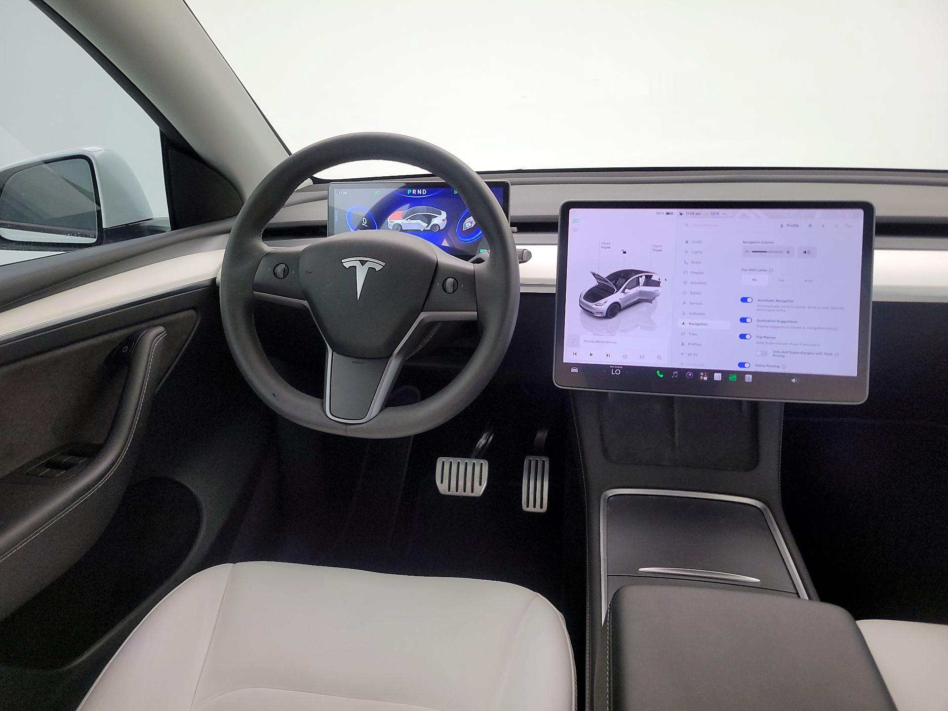 Thumbnail: 2023 Tesla Model Y - 10