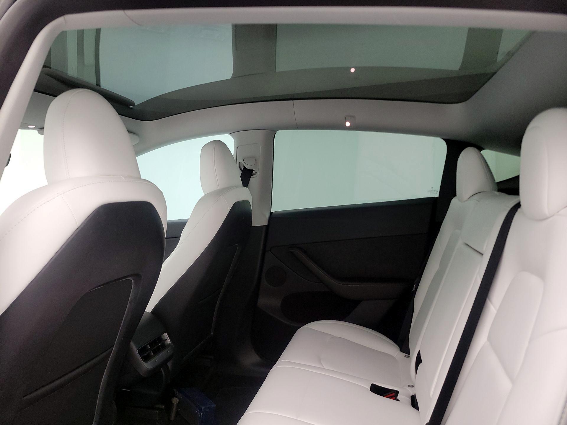 Thumbnail: 2023 Tesla Model Y - 19