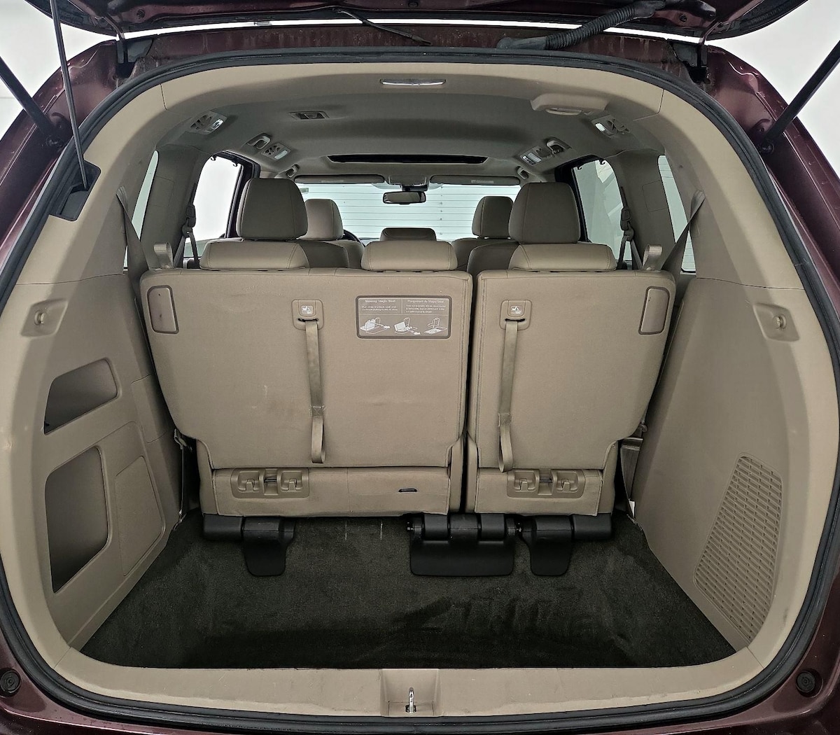 Trunk/Cargo (Seats Up)