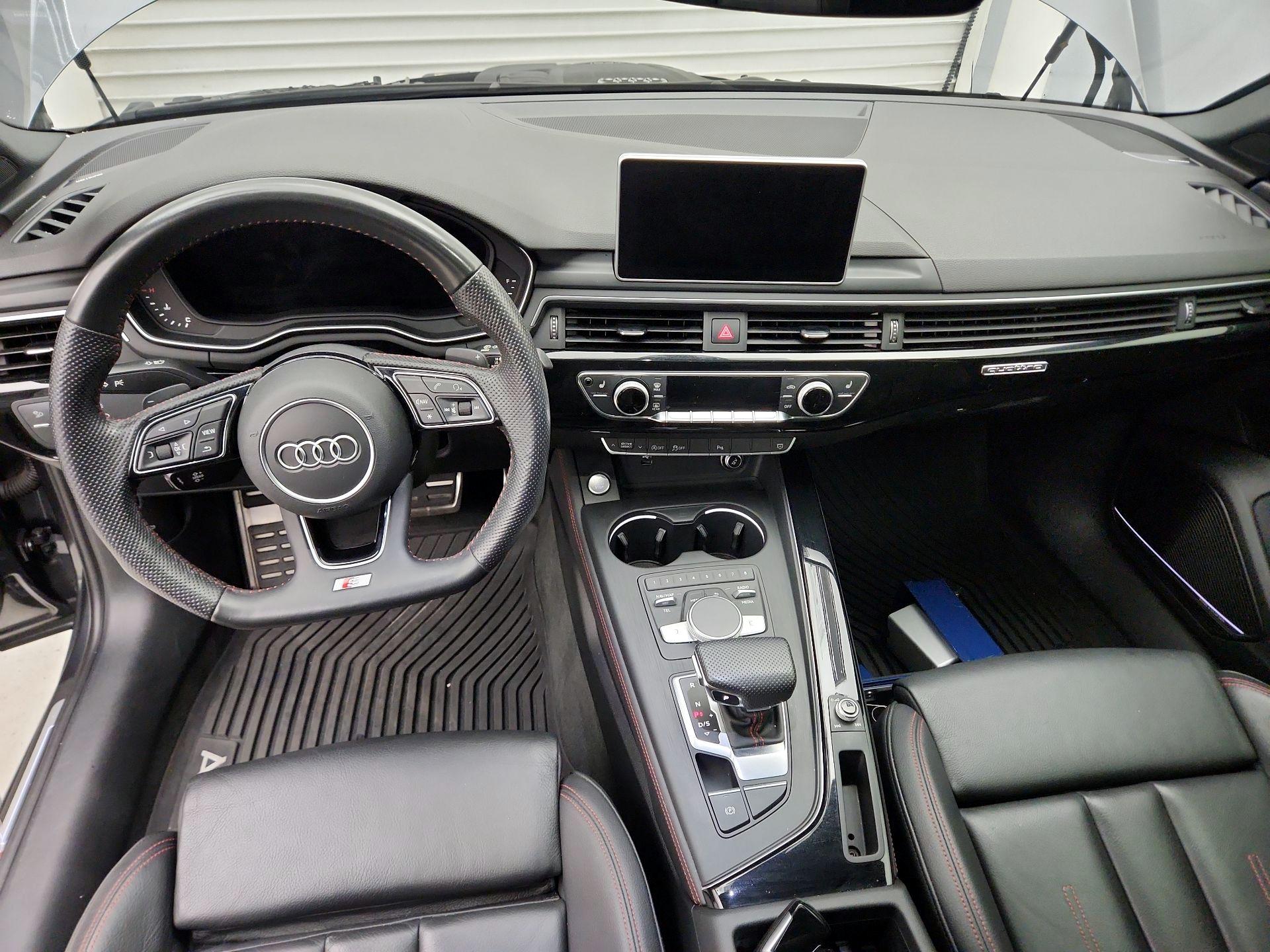 Thumbnail: 2019 Audi A4 - 9